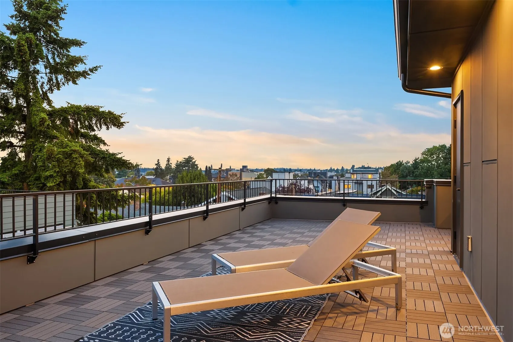 4526 Corliss Avenue N #A, Seattle, WA 98103