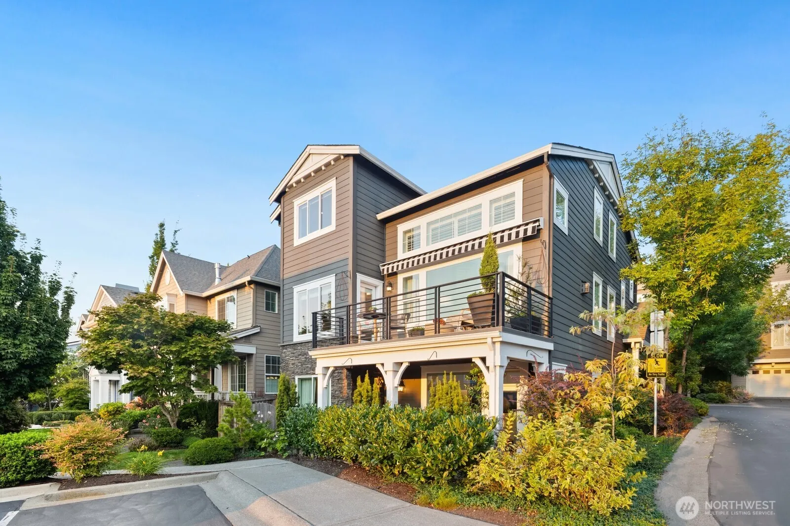 425 3rd Lane S, Kirkland, WA 98033