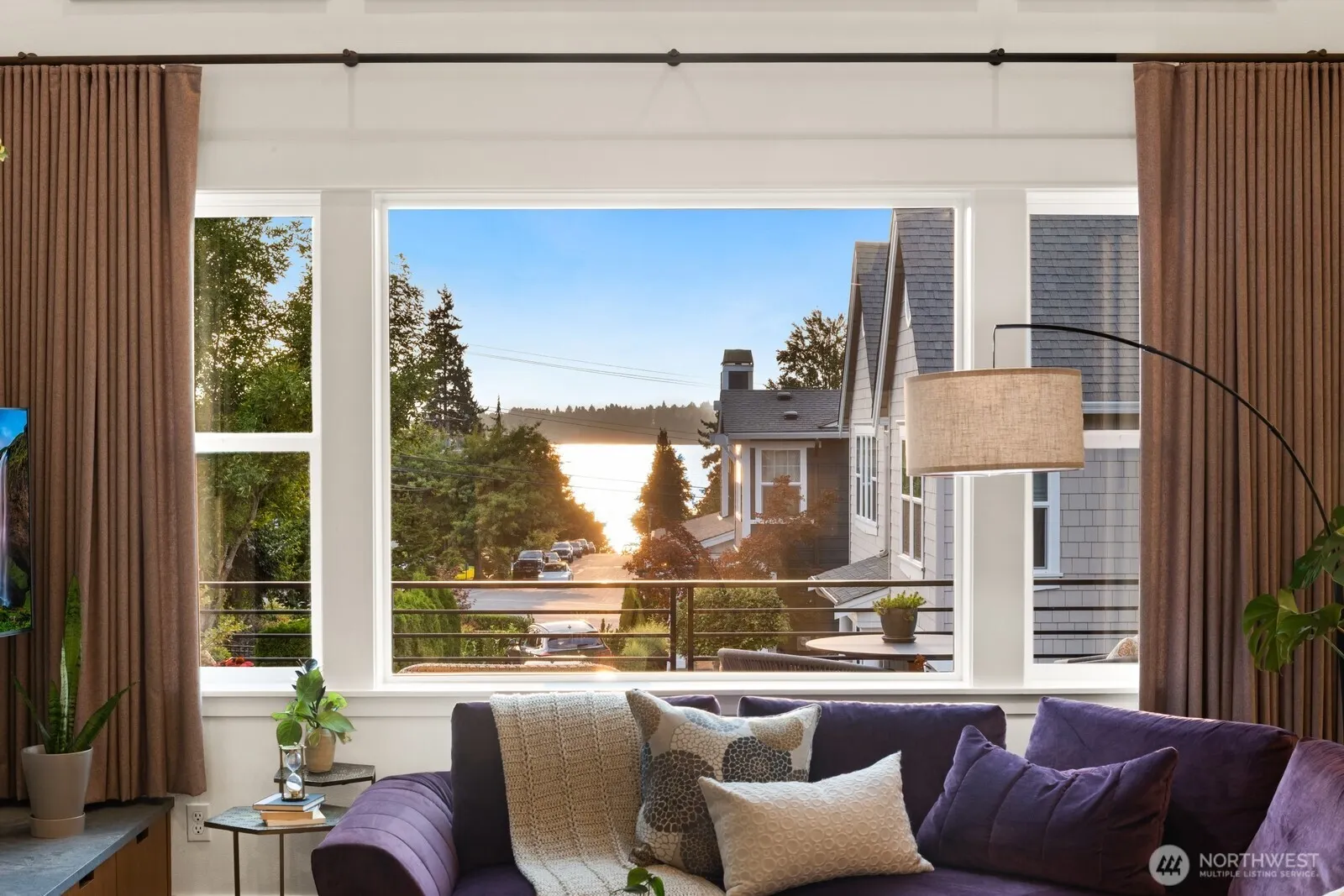 425 3rd Lane S, Kirkland, WA 98033