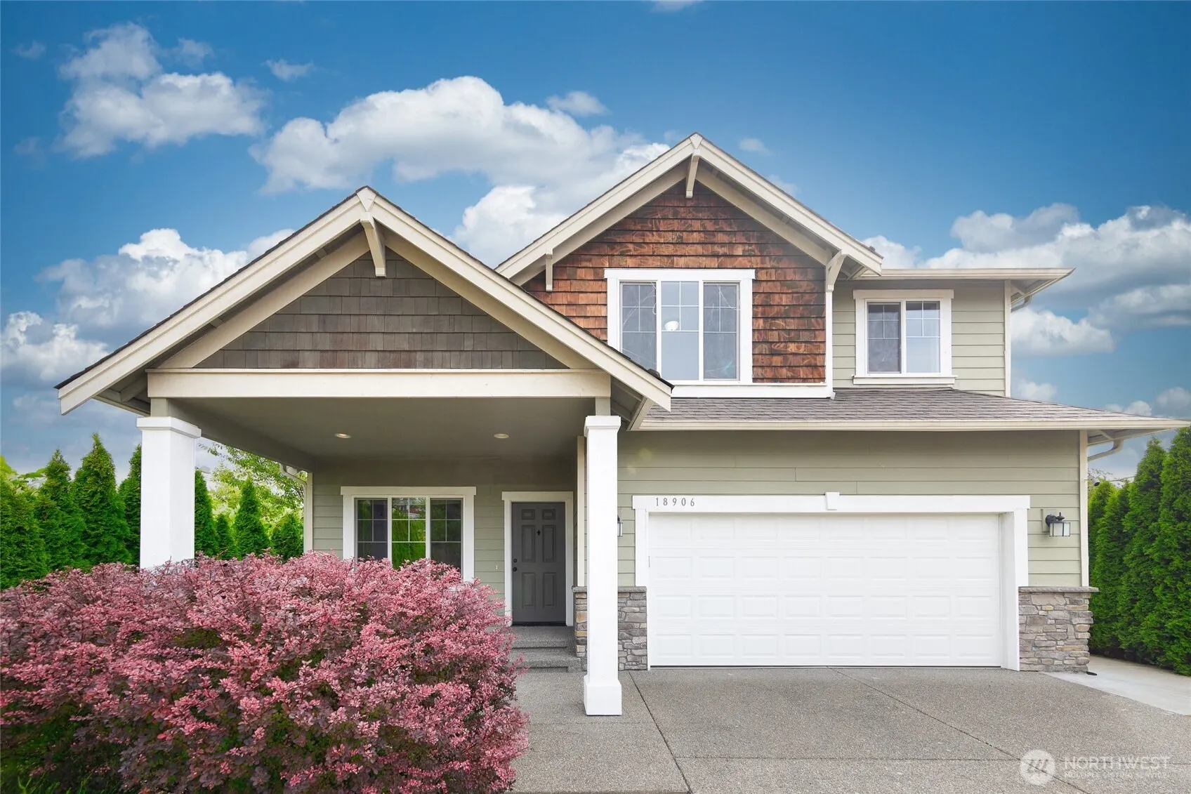 18906 36th Avenue W, Lynnwood, WA 98036-5702