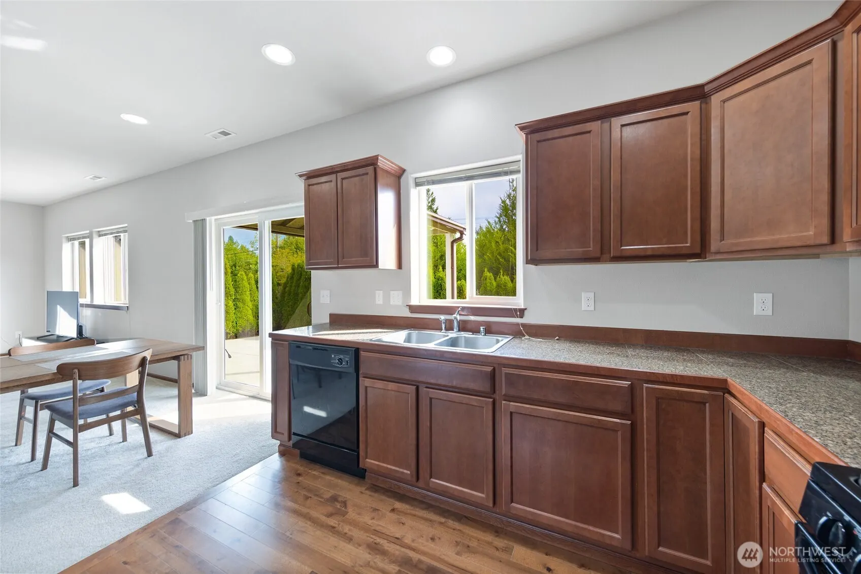 18906 36th Avenue W, Lynnwood, WA 98036-5702