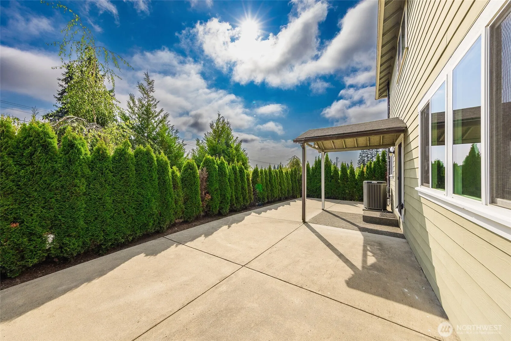 18906 36th Avenue W, Lynnwood, WA 98036-5702
