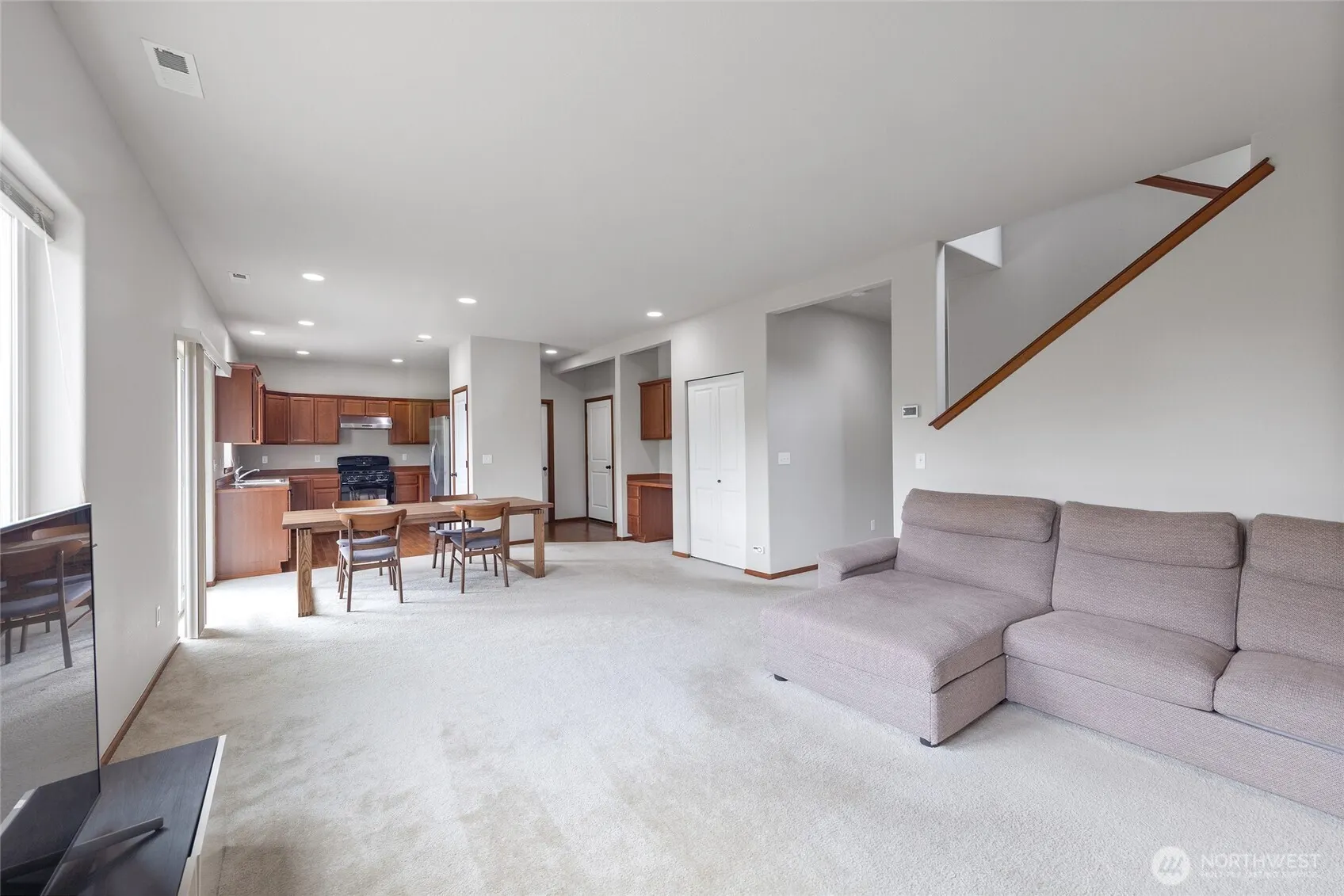 18906 36th Avenue W, Lynnwood, WA 98036-5702