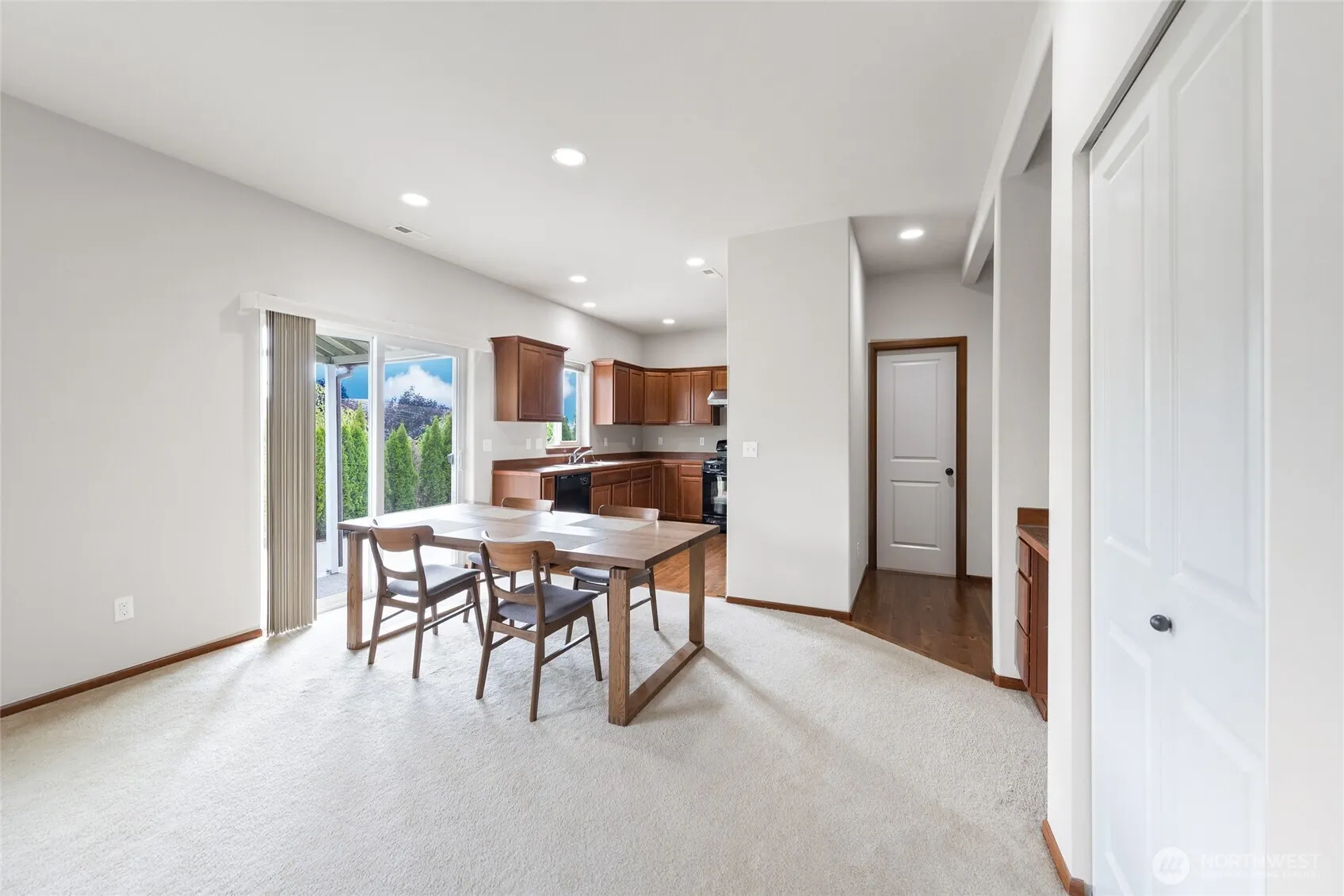 18906 36th Avenue W, Lynnwood, WA 98036-5702