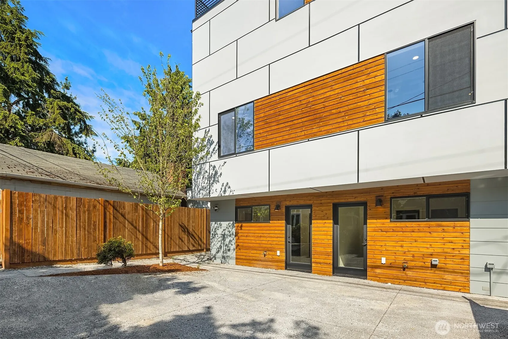 8513 19th Avenue NW #B, Seattle, WA 98117