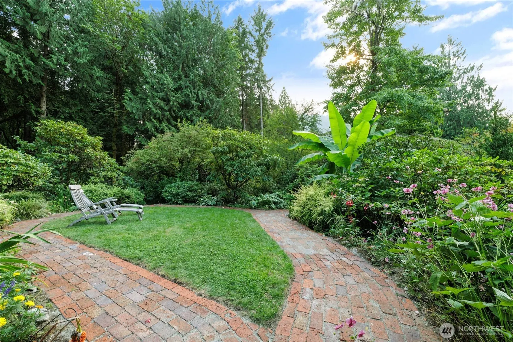 9506 240 Avenue SE, Issaquah, WA 98027