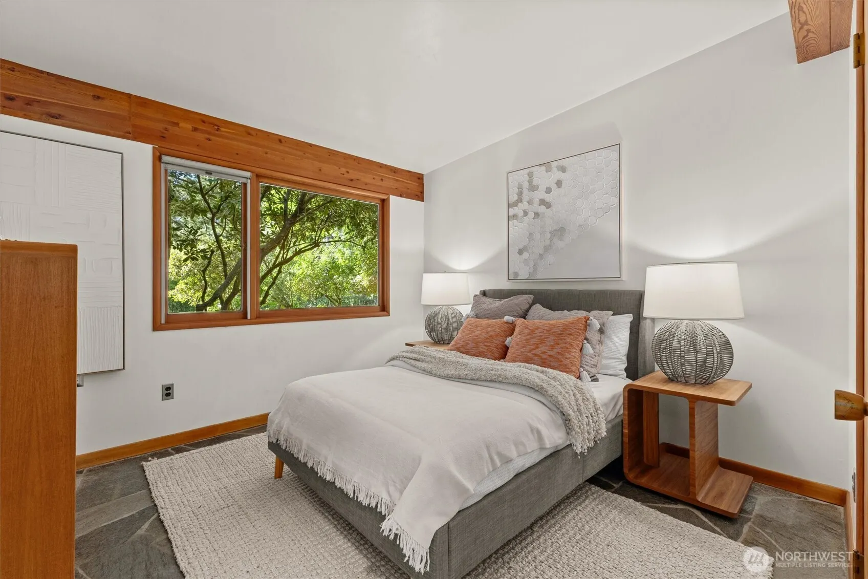 9506 240 Avenue SE, Issaquah, WA 98027