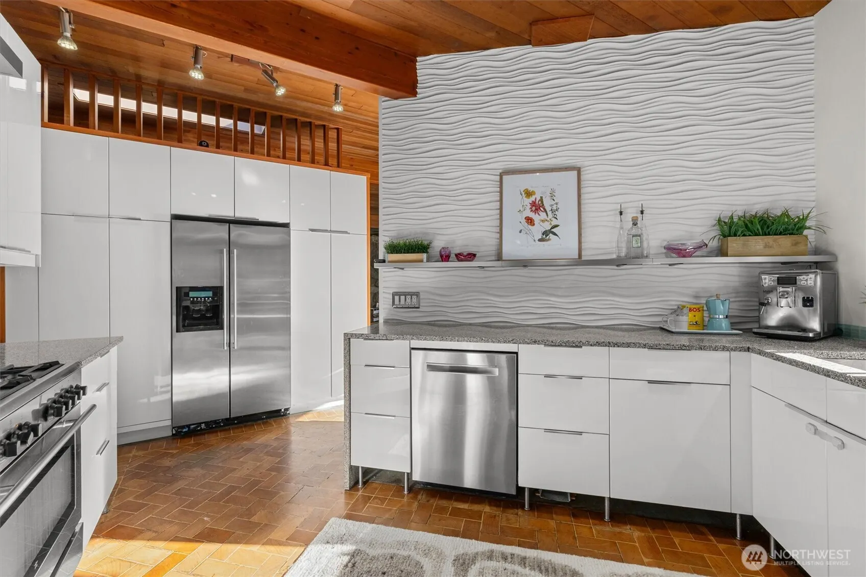 9506 240 Avenue SE, Issaquah, WA 98027