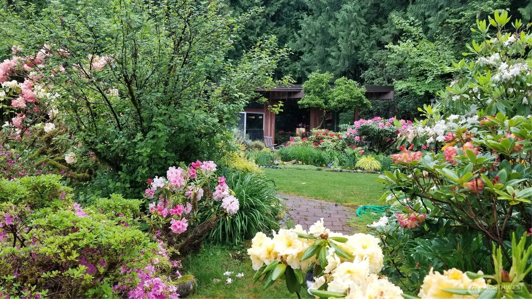 9506 240 Avenue SE, Issaquah, WA 98027