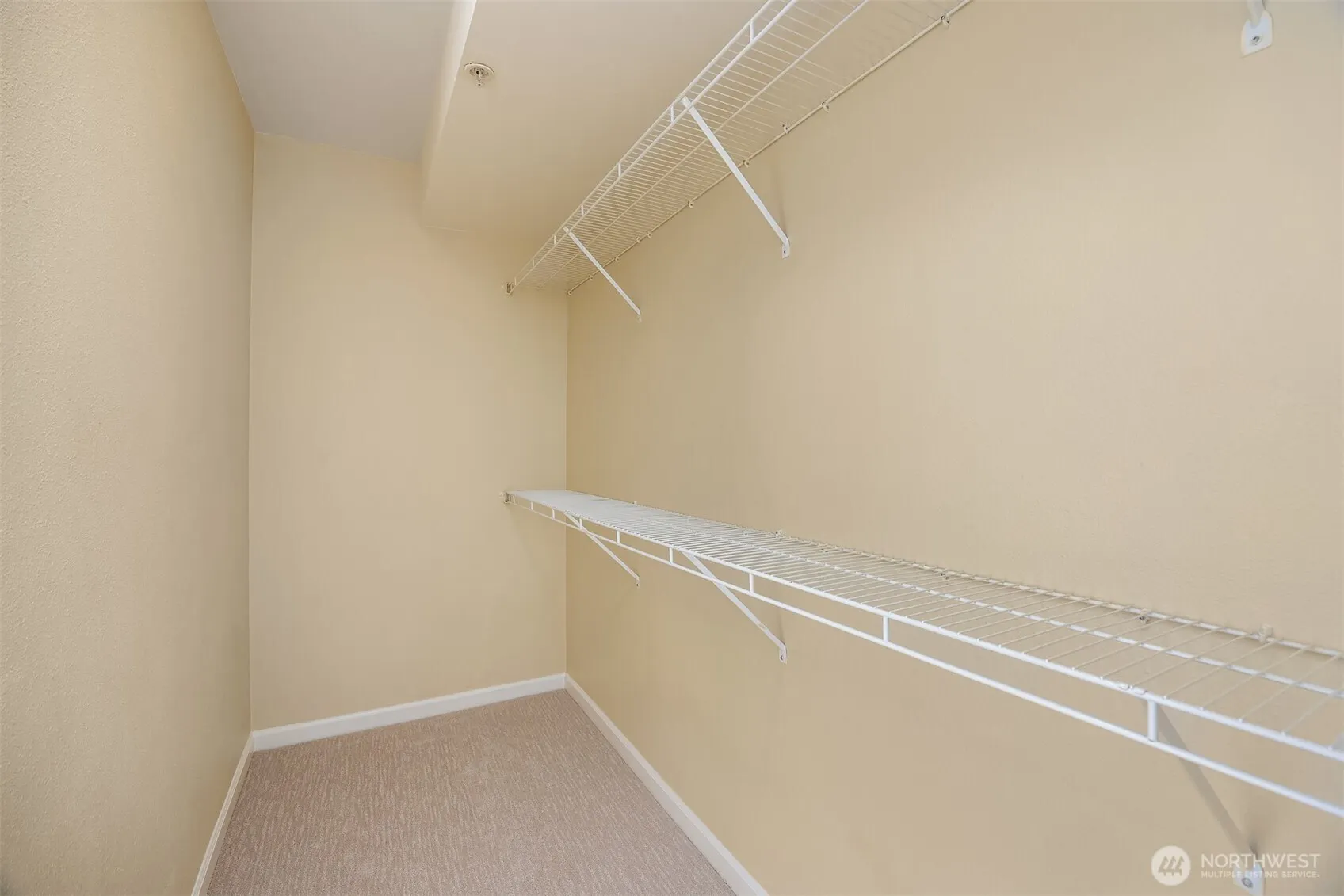 1525 NW 57th Street #211, Seattle, WA 98107