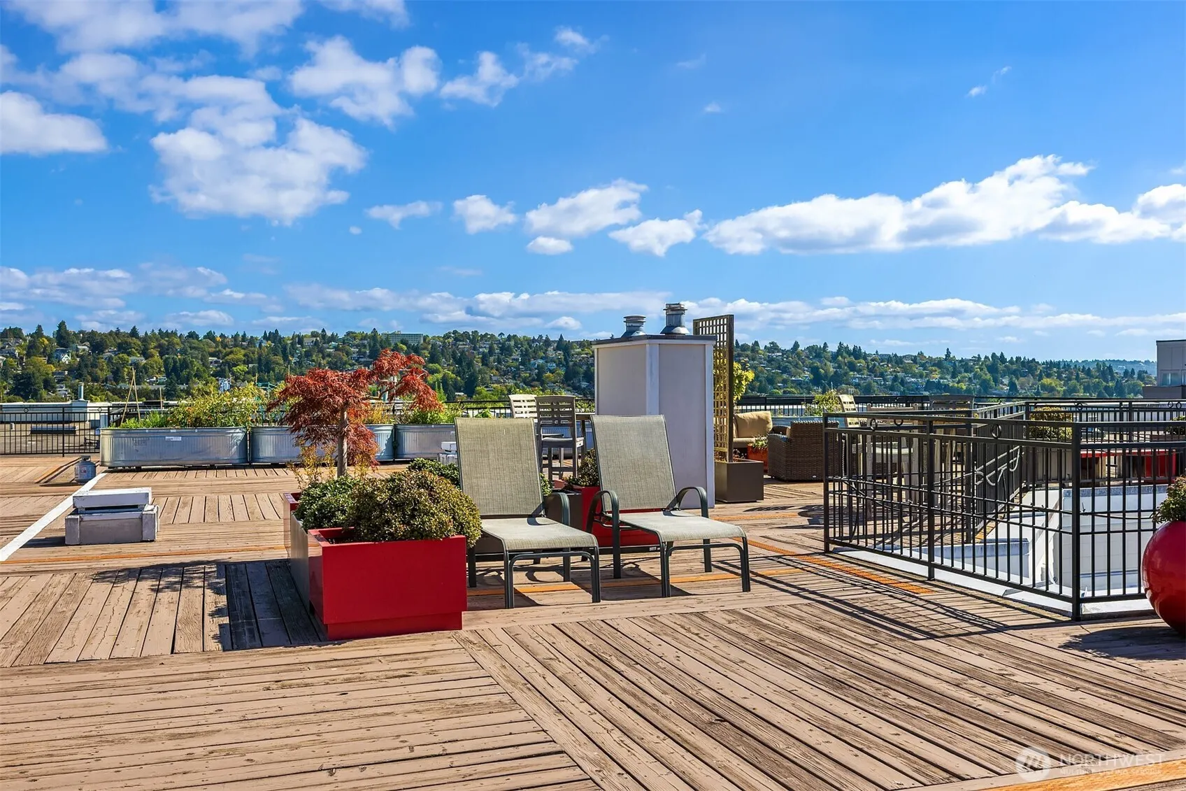 1525 NW 57th Street #211, Seattle, WA 98107