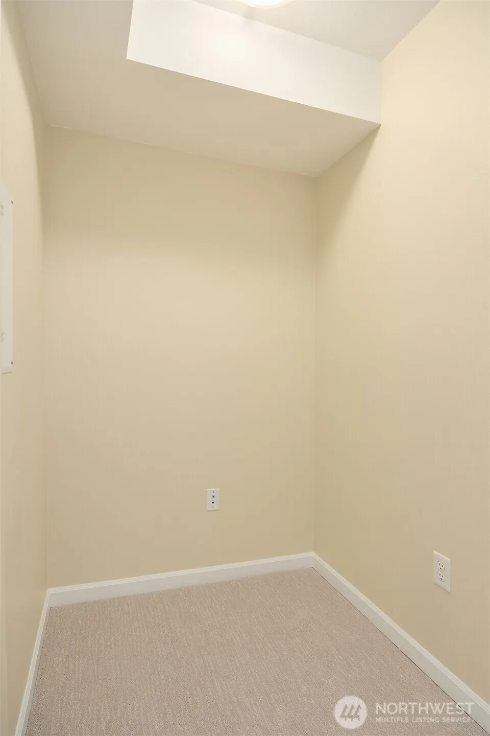 1525 NW 57th Street #211, Seattle, WA 98107