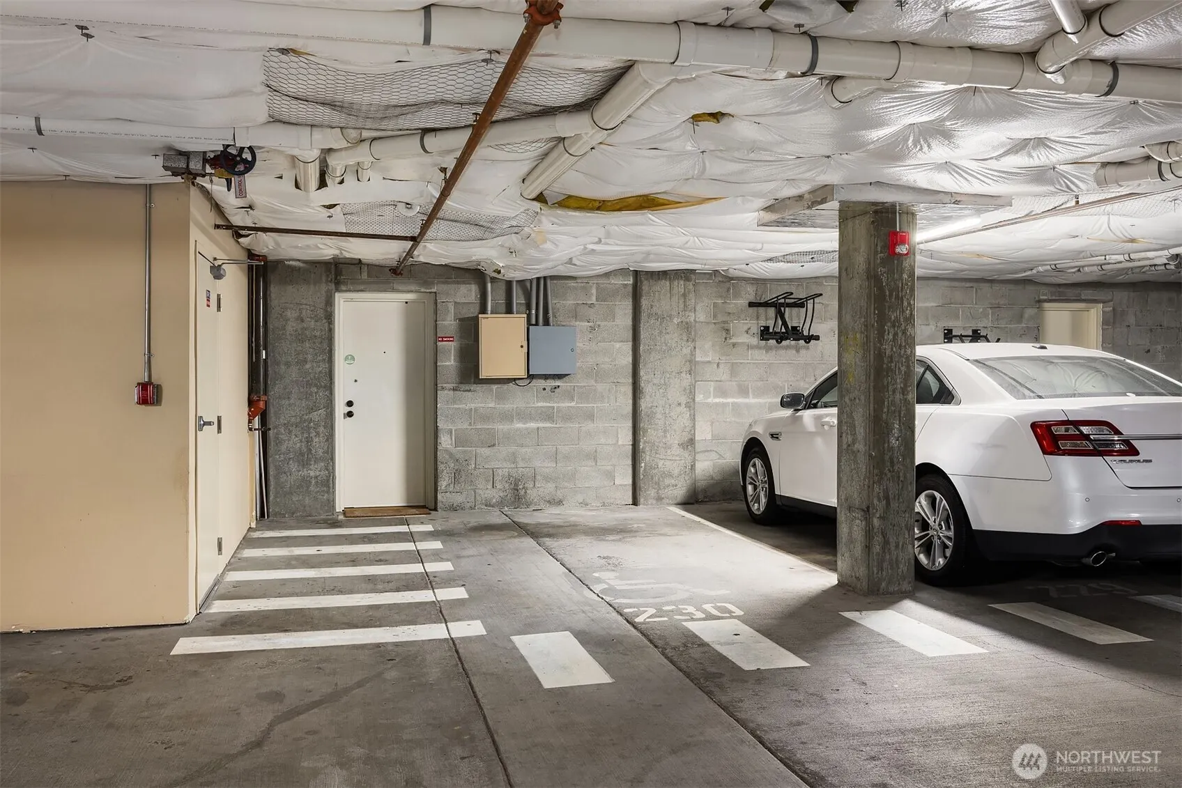 1525 NW 57th Street #211, Seattle, WA 98107