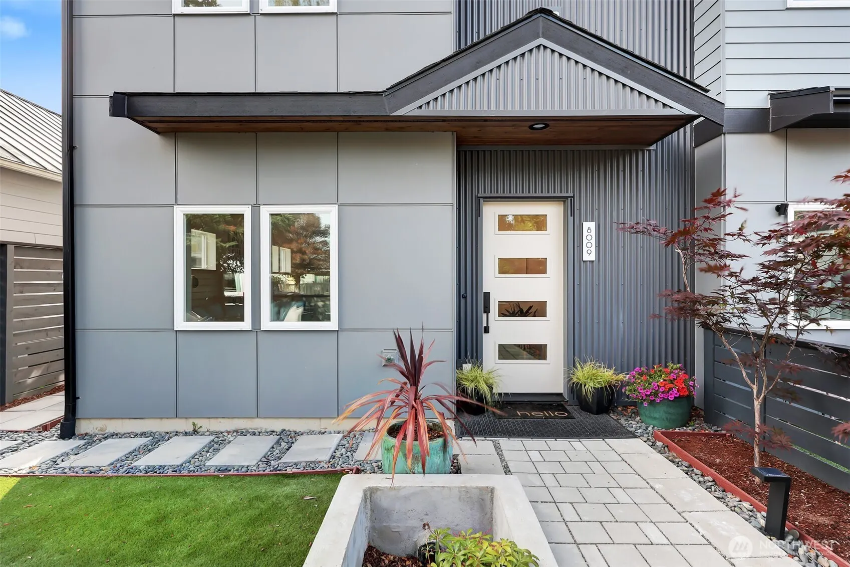 8009 27th Avenue NW #1, Seattle, WA 98117