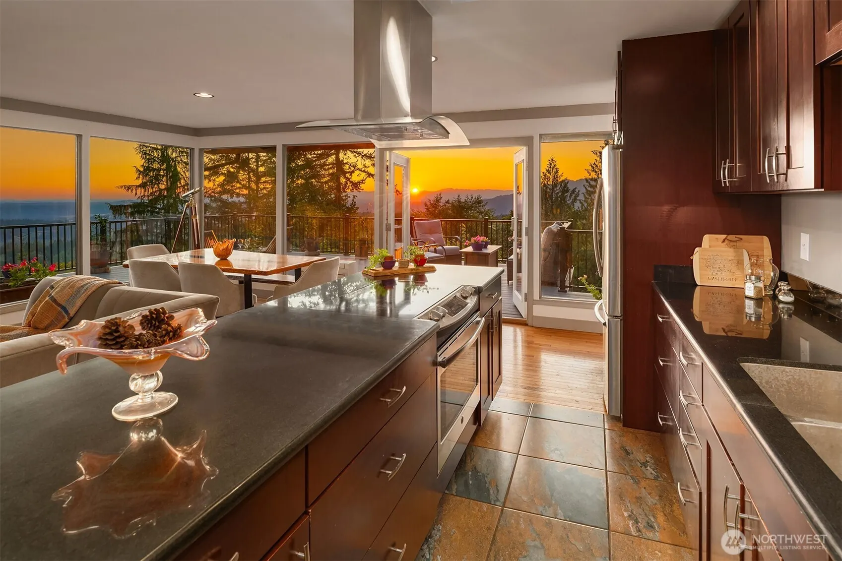 27230 SE 154th Place , Issaquah, WA 98027