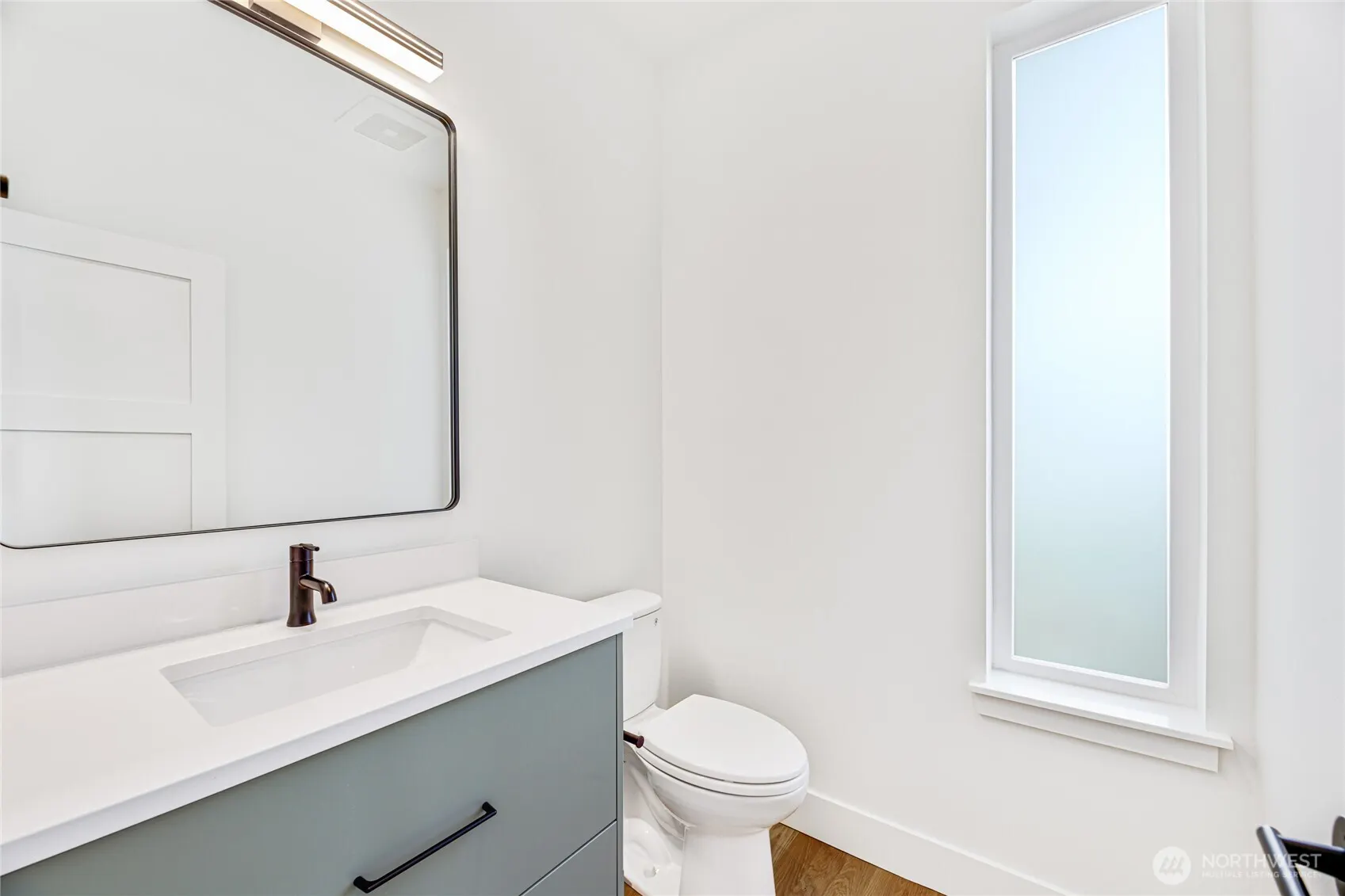 2737 59th Avenue SW, Seattle, WA 98116