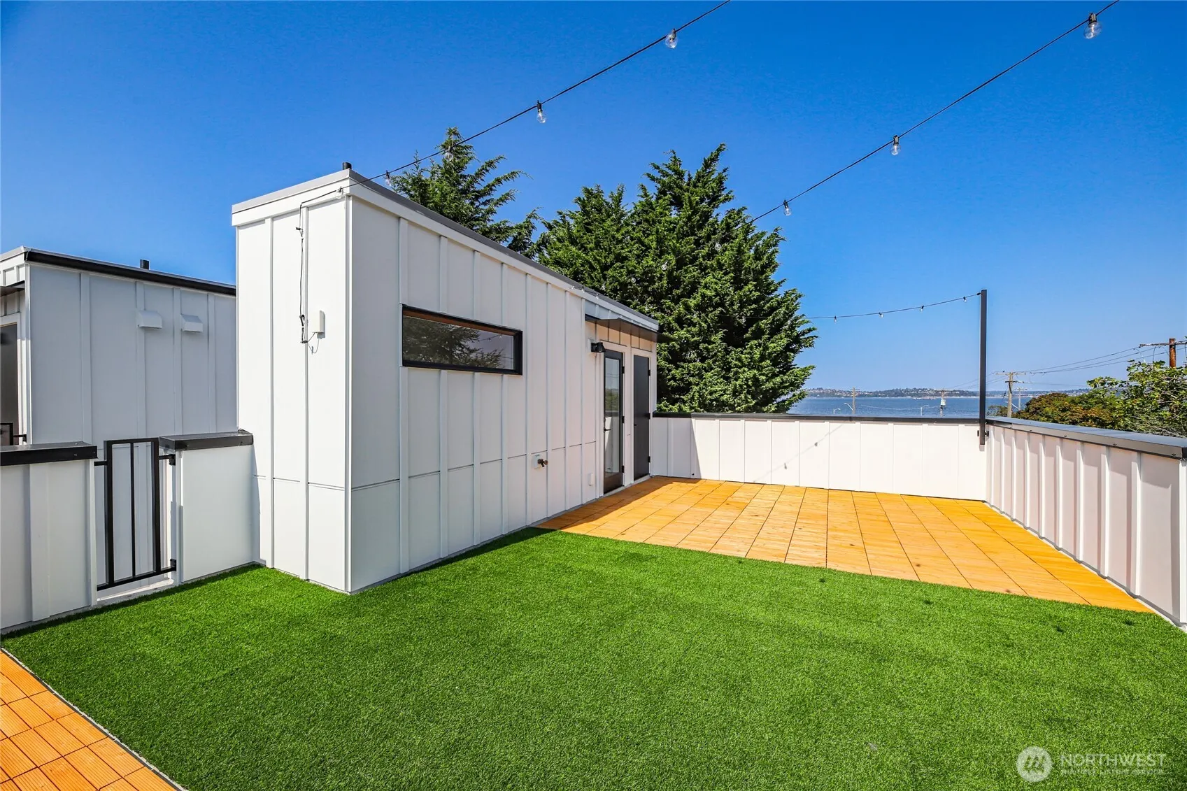 2737 59th Avenue SW, Seattle, WA 98116