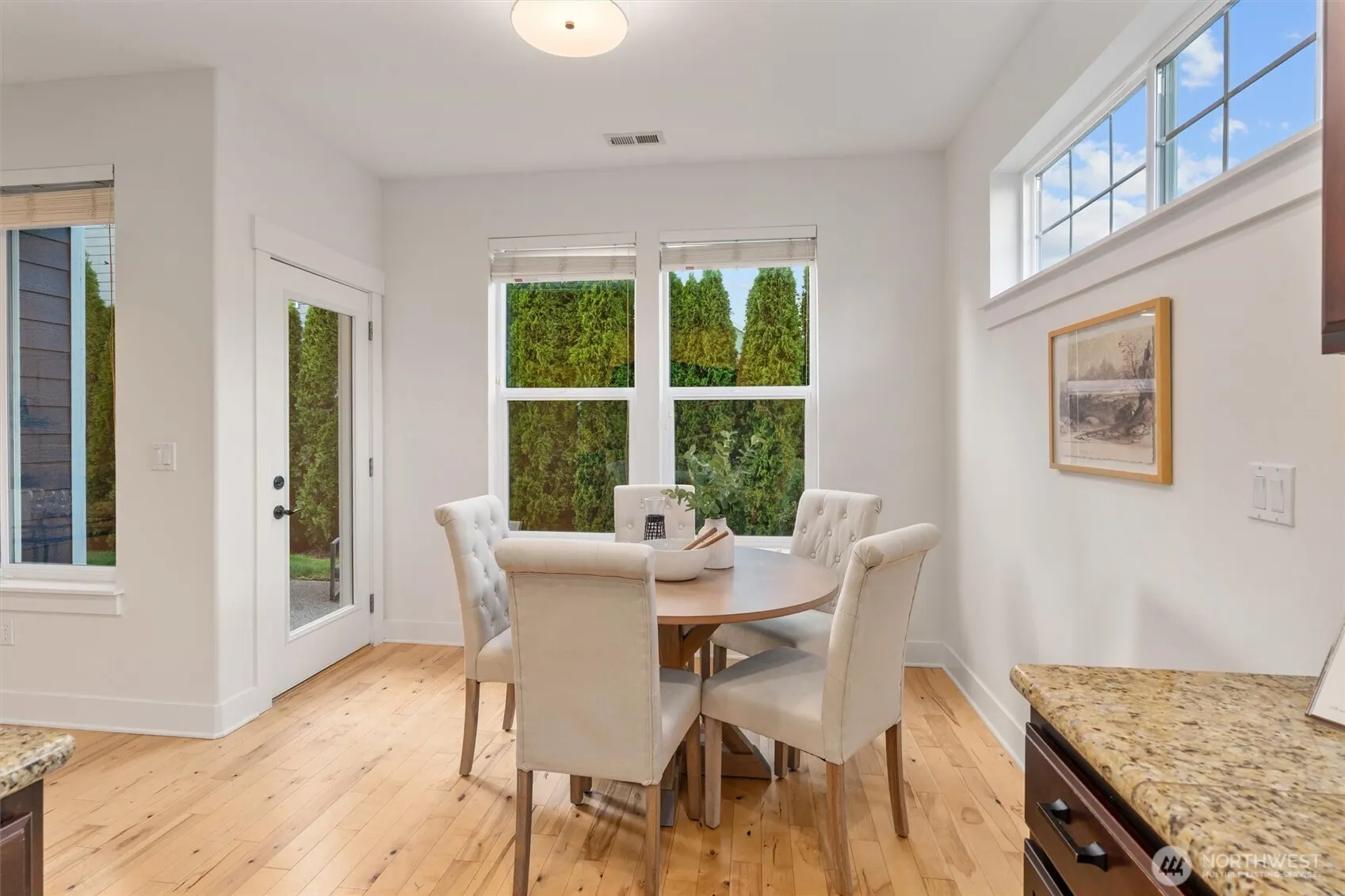 5212 NE 7th Place , Renton, WA 98059
