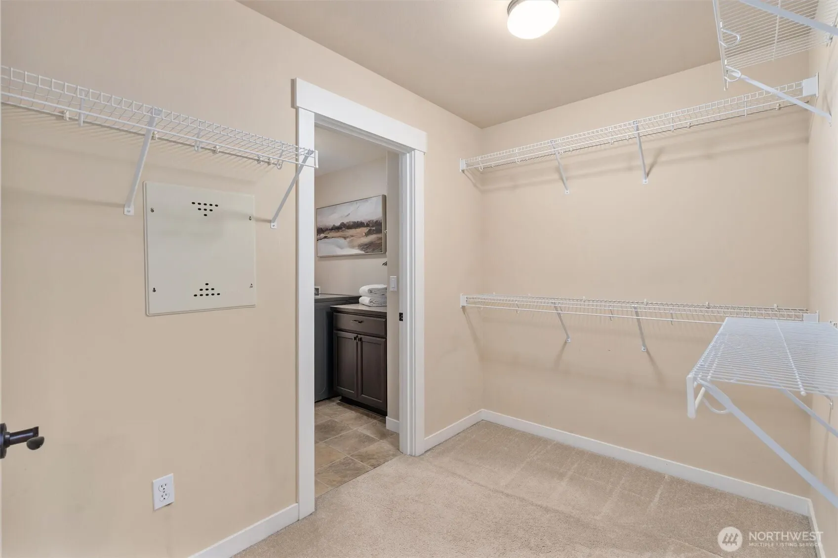 5212 NE 7th Place , Renton, WA 98059