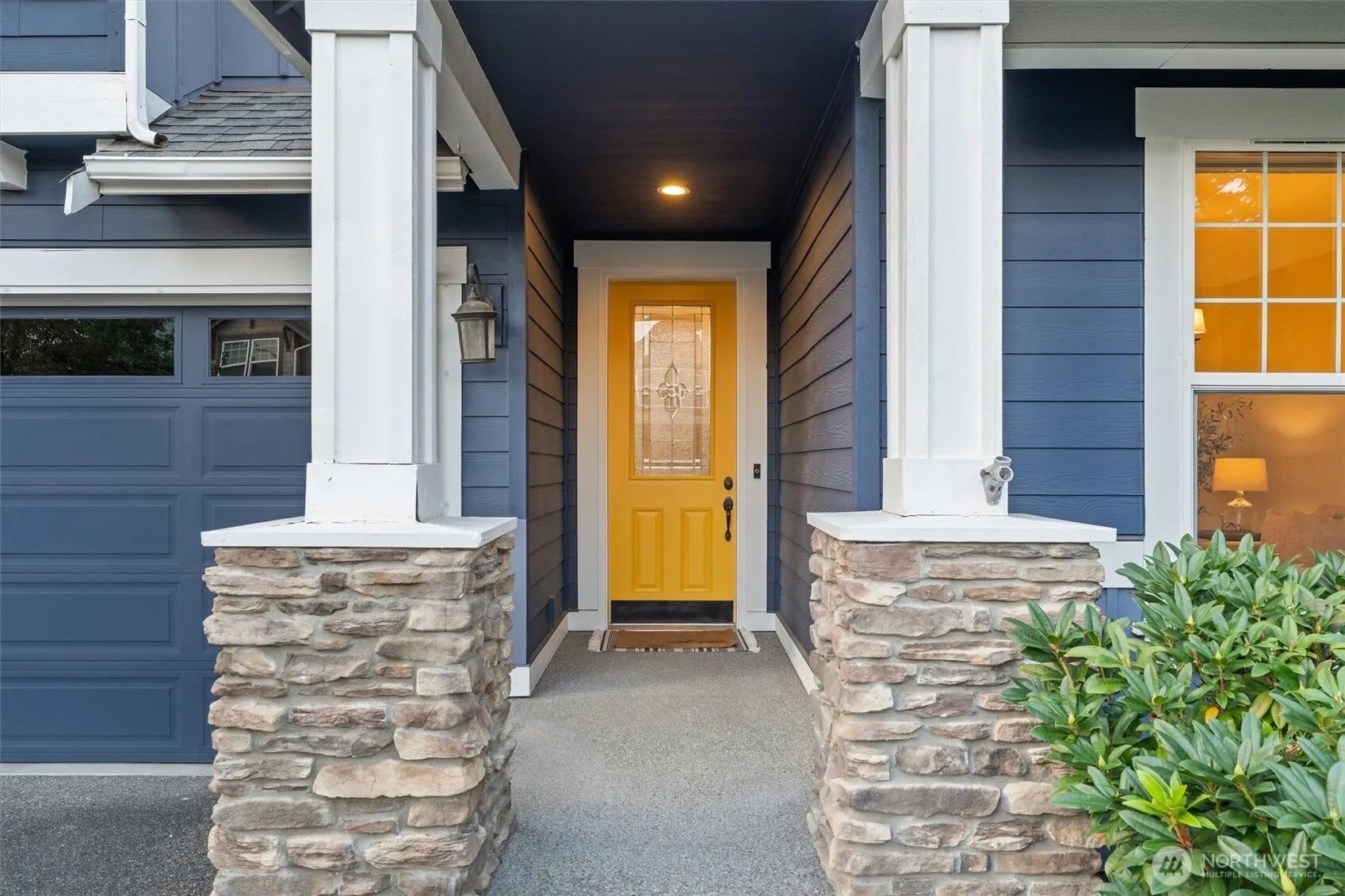 5212 NE 7th Place , Renton, WA 98059