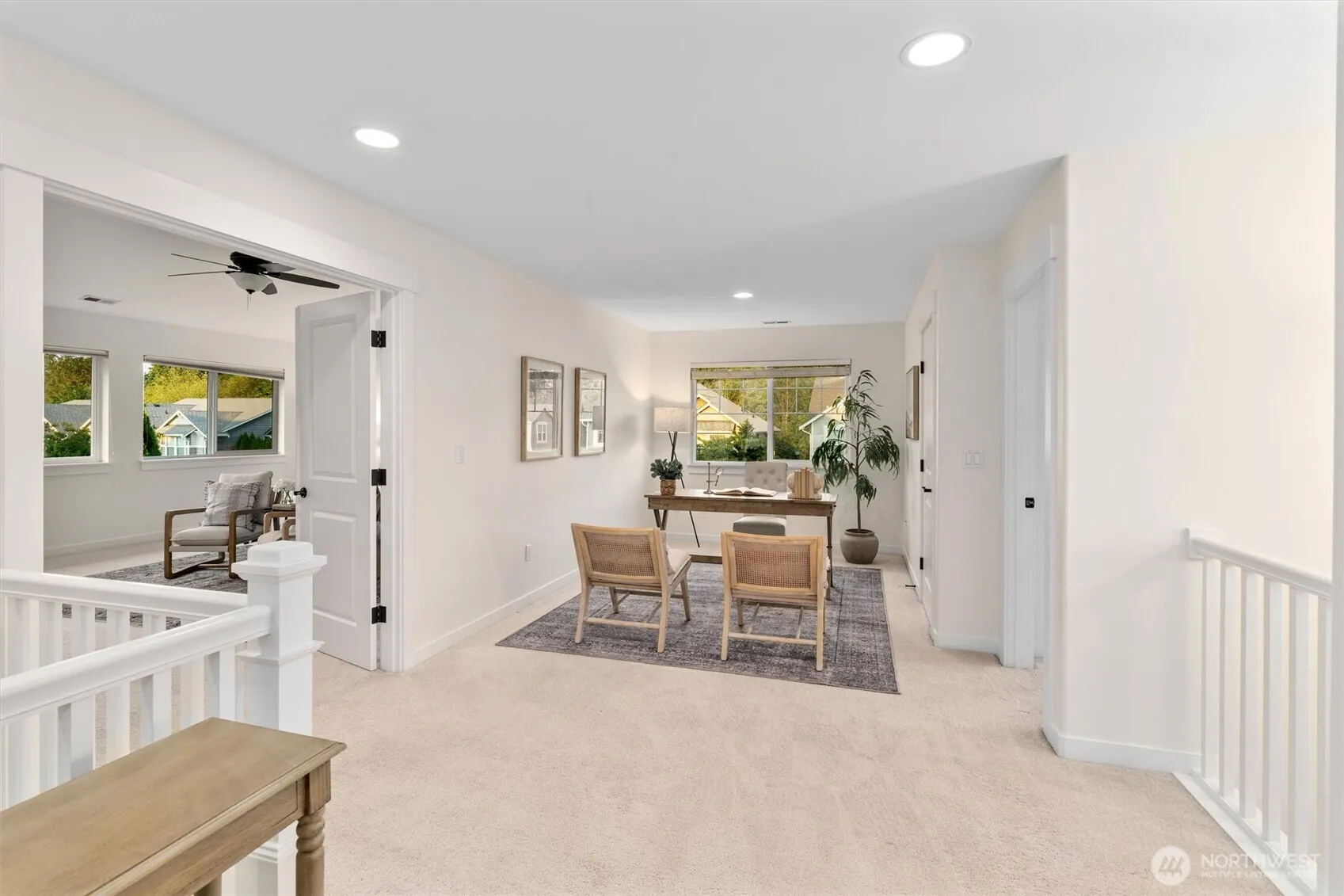 5212 NE 7th Place , Renton, WA 98059
