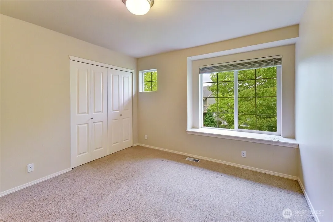 19133 NE 65th Way , Redmond, WA 98052