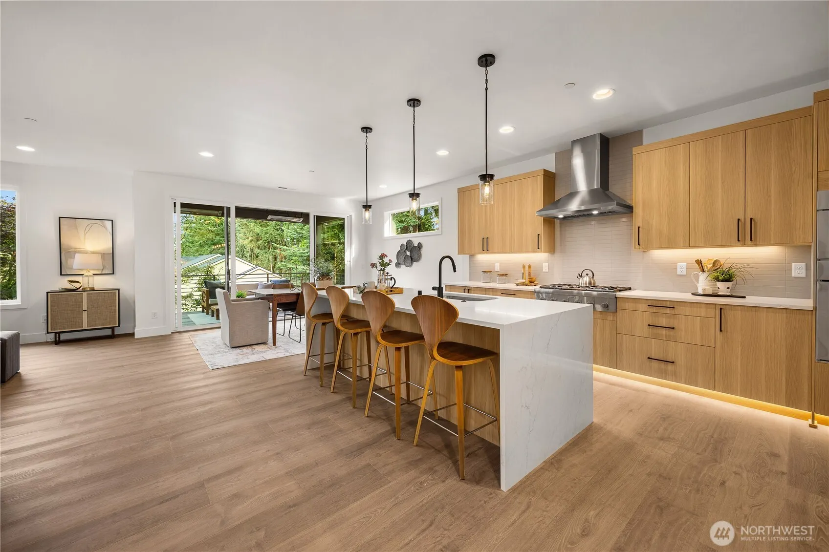 23621 20th Avenue W, Bothell, WA 98021