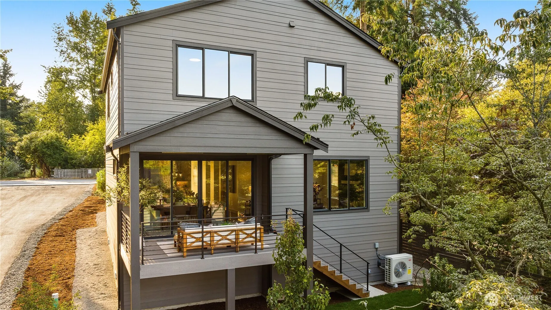 23621 20th Avenue W, Bothell, WA 98021