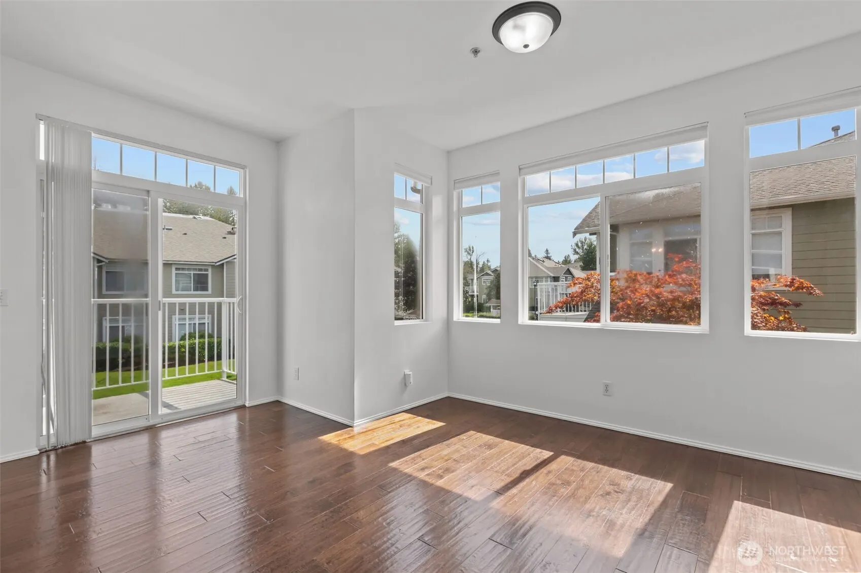535 241st Lane SE, Sammamish, WA 98074
