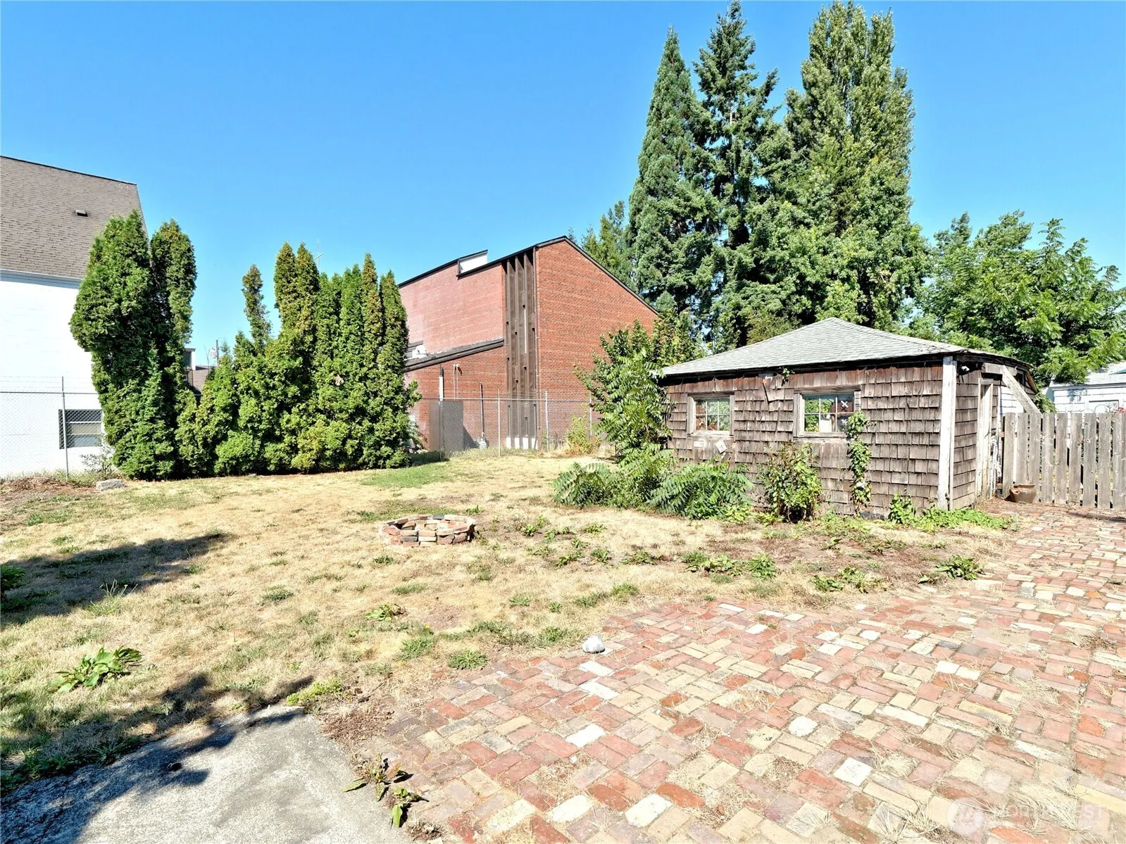 323 1st Avenue S, Kent, WA 98032