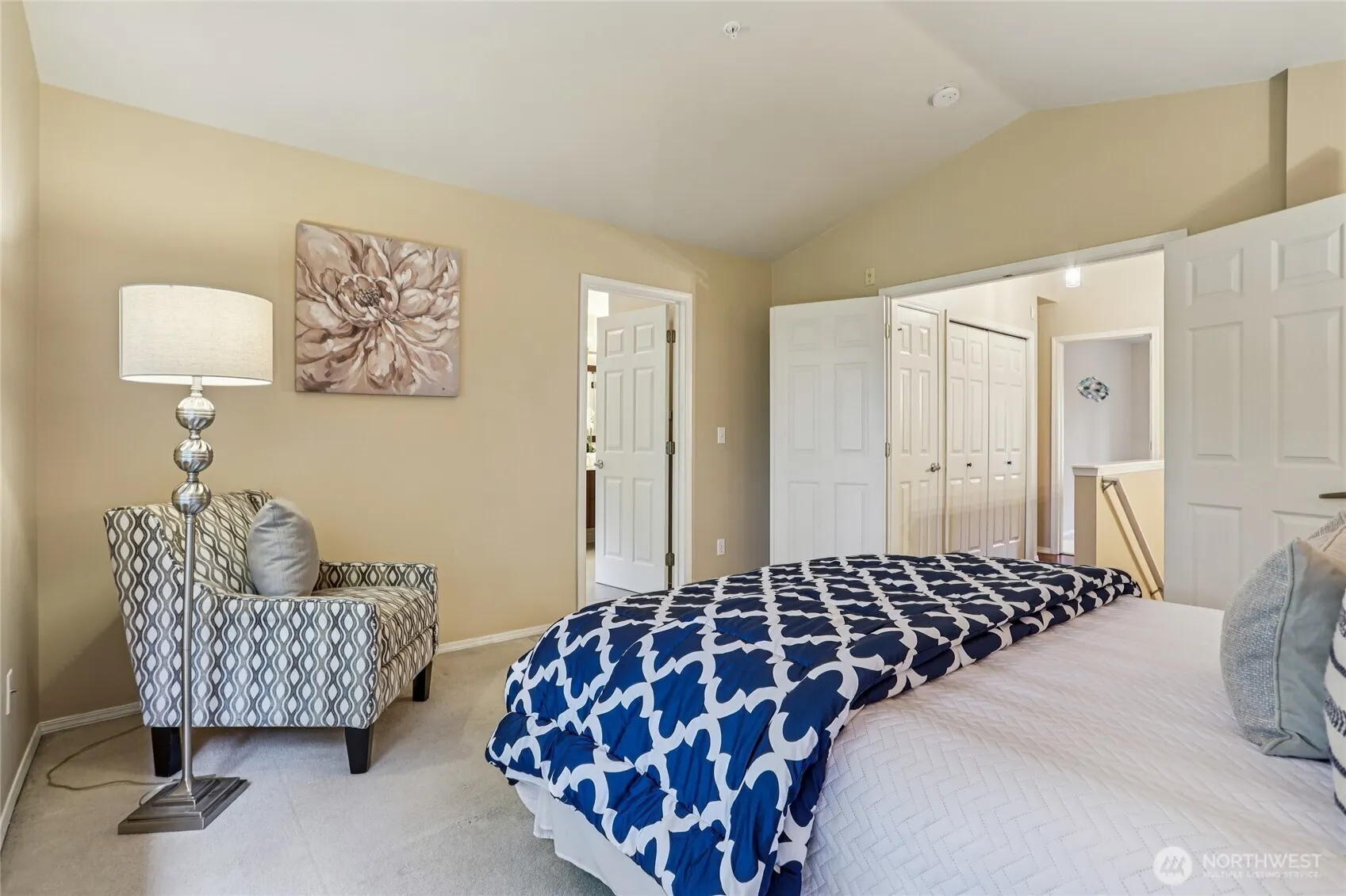 12118 NE 171st Place #E202, Bothell, WA 98011