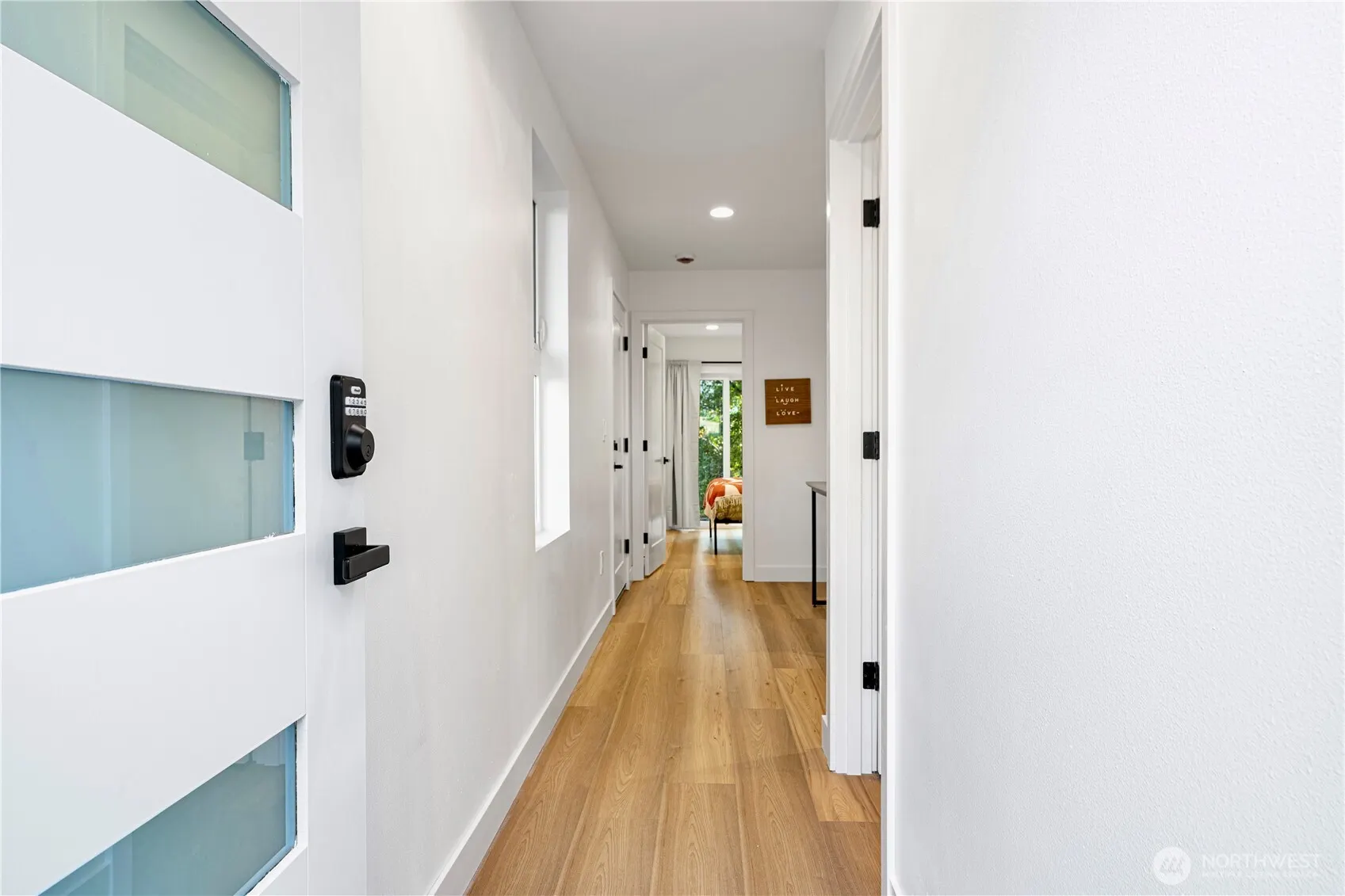 8524 23rd Avenue NE, Seattle, WA 98115