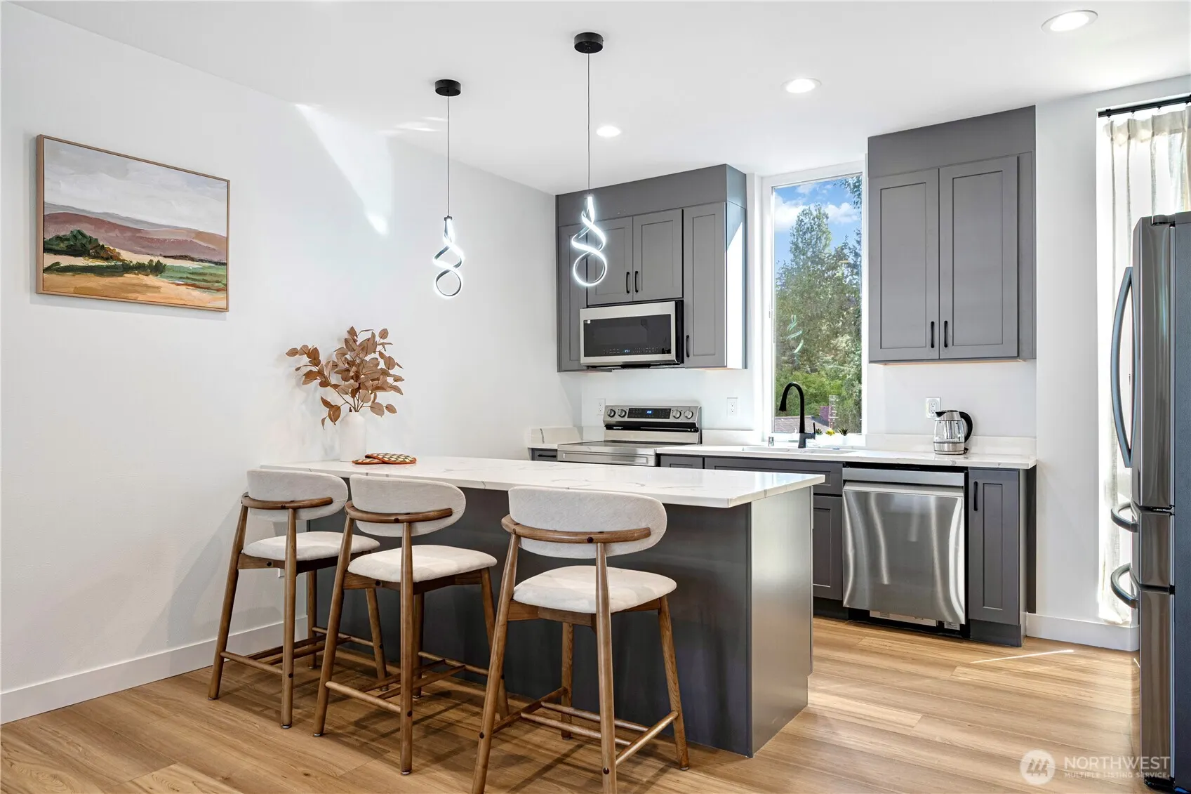 8524 23rd Avenue NE, Seattle, WA 98115