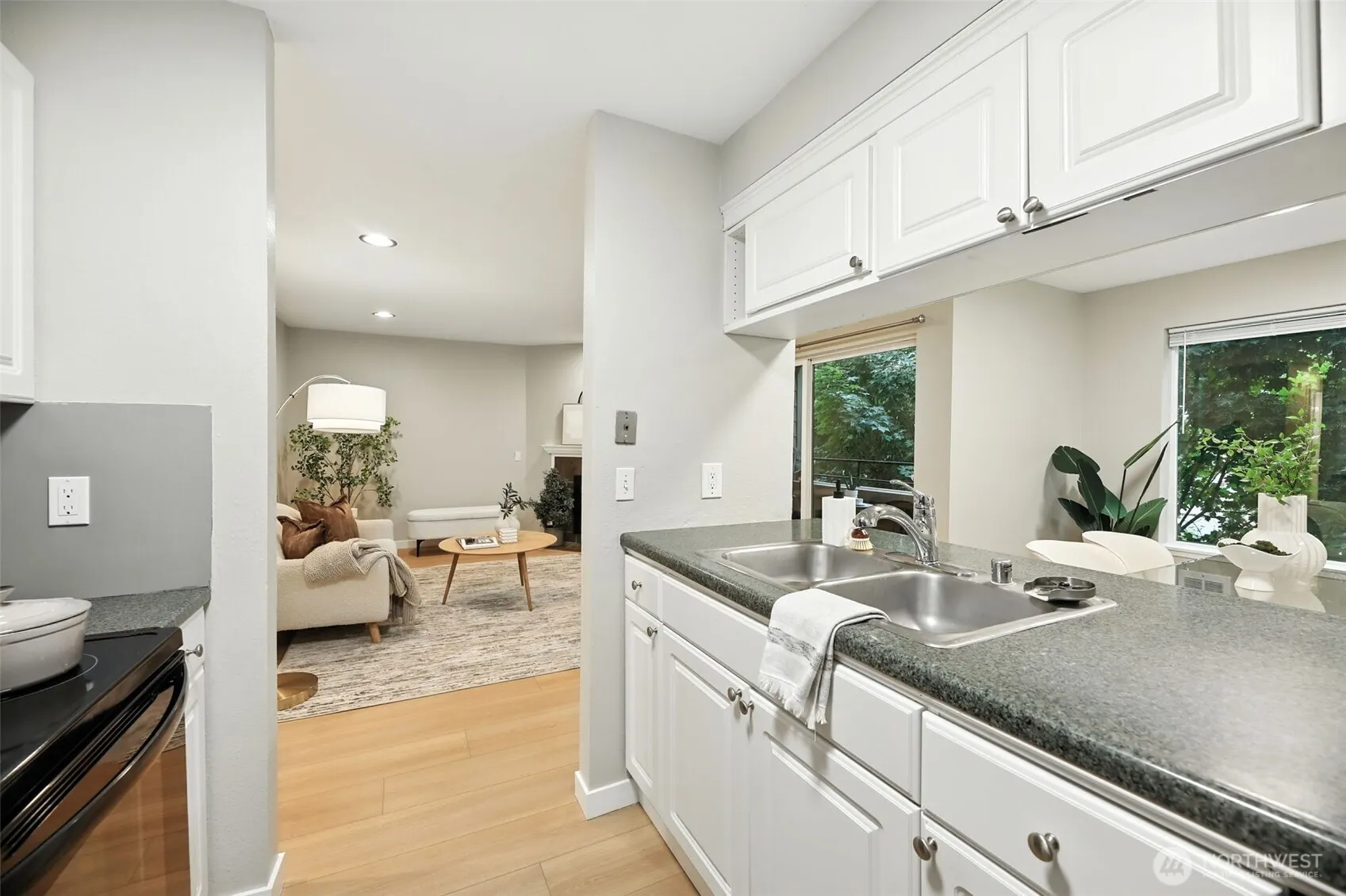 3233 NE 12th Street #207, Renton, WA 98056-3474