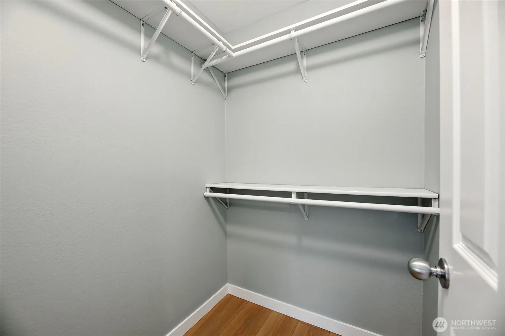 3233 NE 12th Street #207, Renton, WA 98056-3474