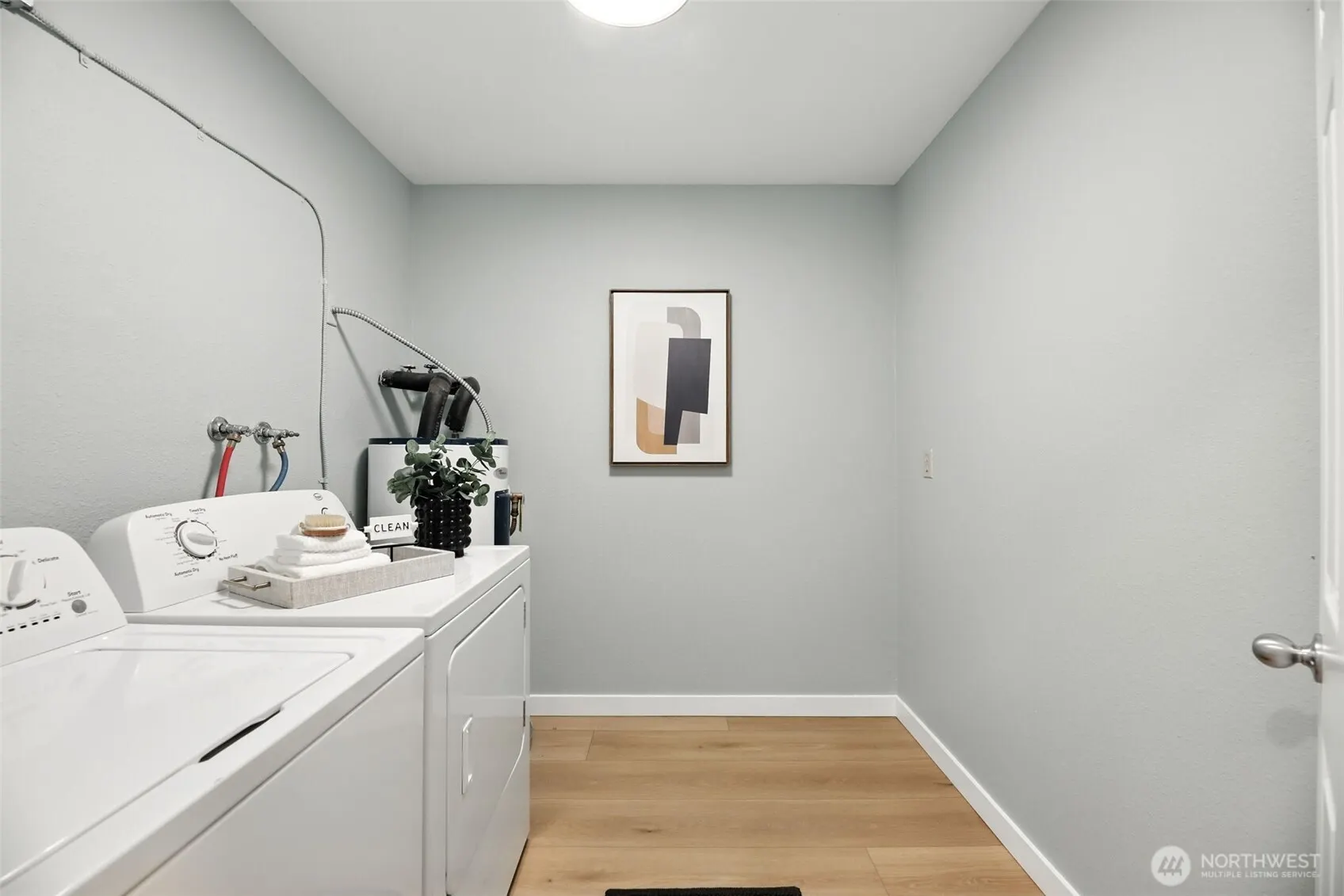 3233 NE 12th Street #207, Renton, WA 98056-3474