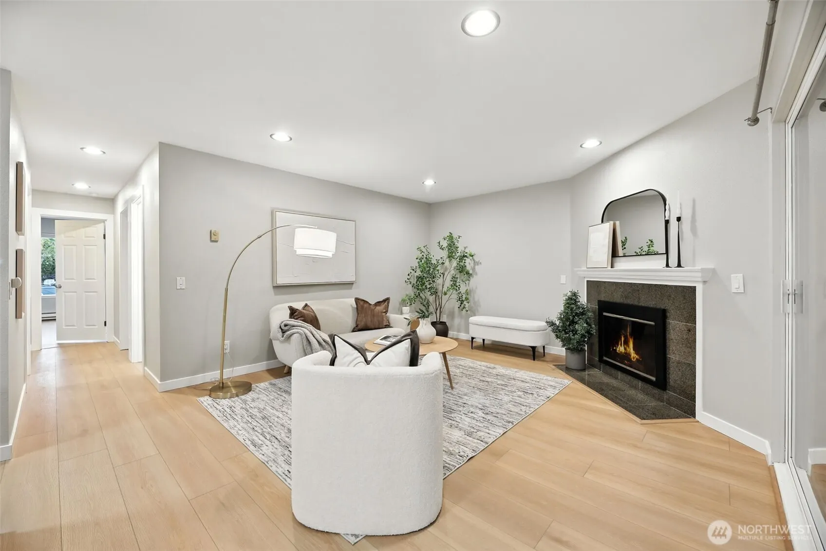 3233 NE 12th Street #207, Renton, WA 98056-3474