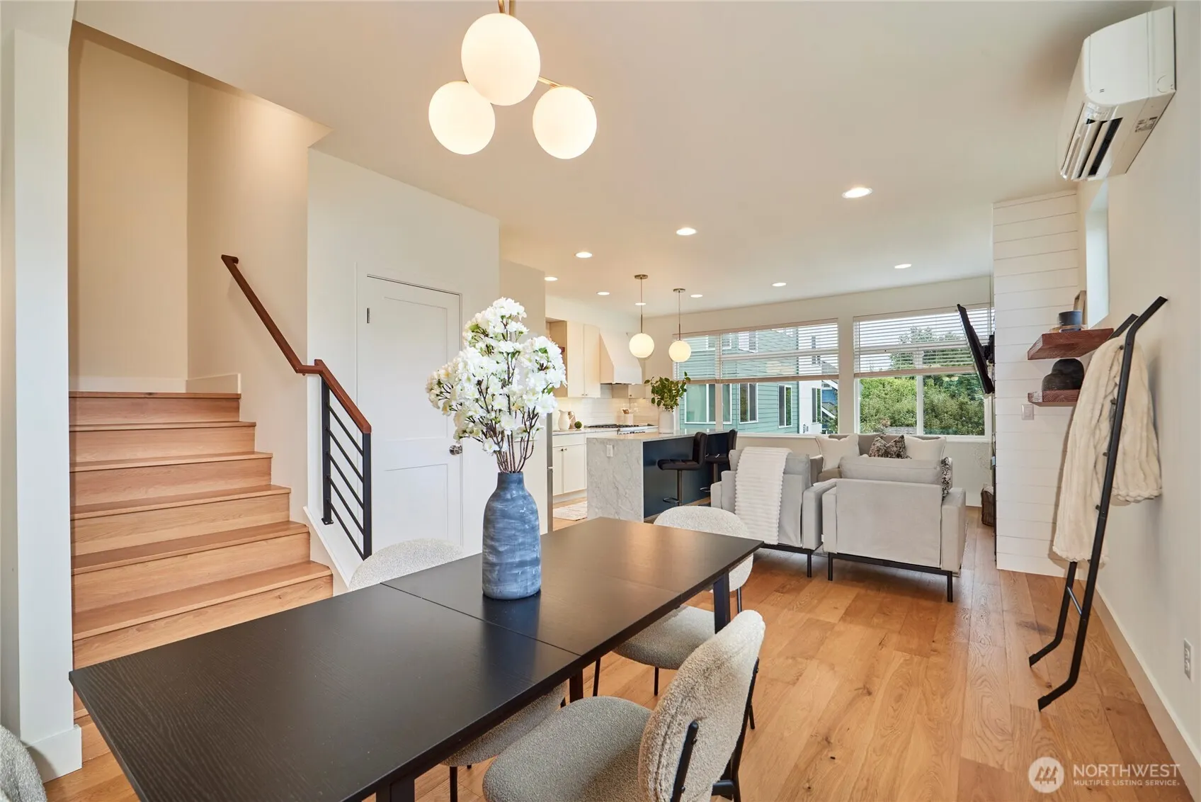 8333 13th Avenue NW #B, Seattle, WA 98117