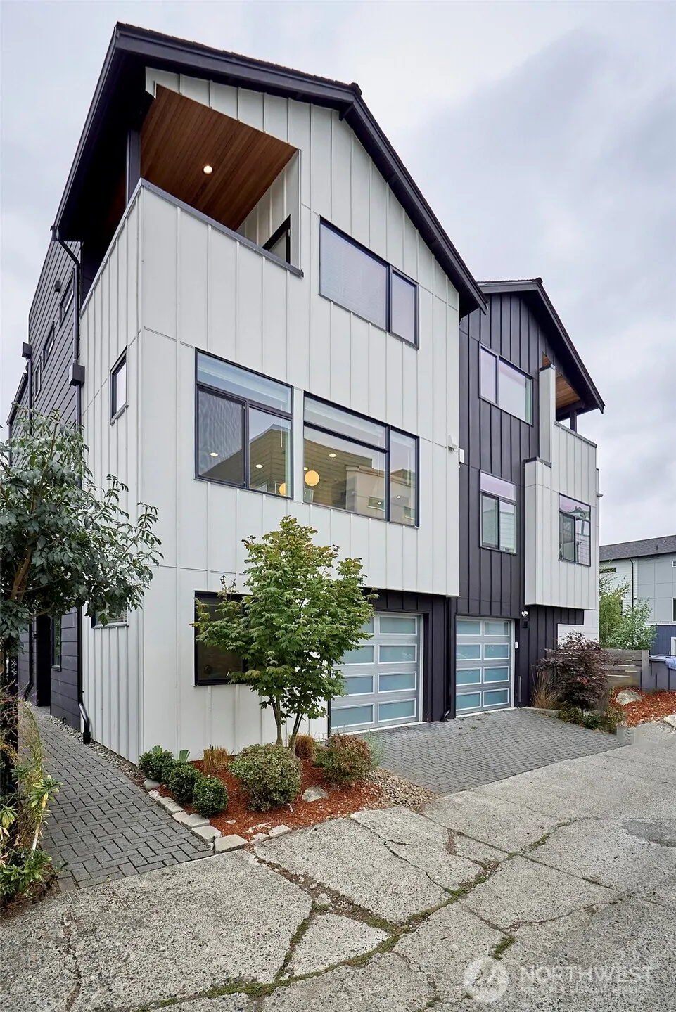 8333 13th Avenue NW #B, Seattle, WA 98117