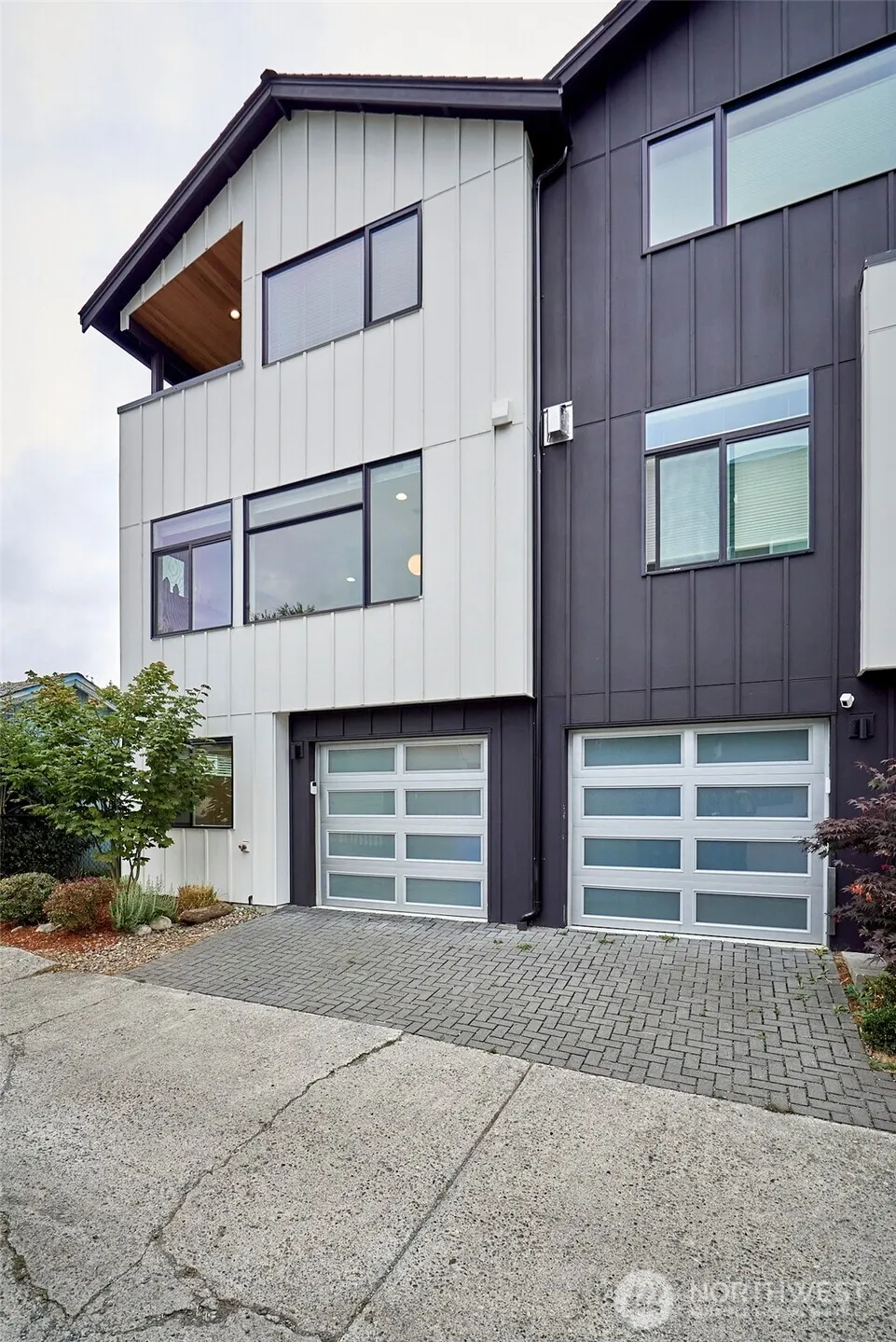 8333 13th Avenue NW #B, Seattle, WA 98117