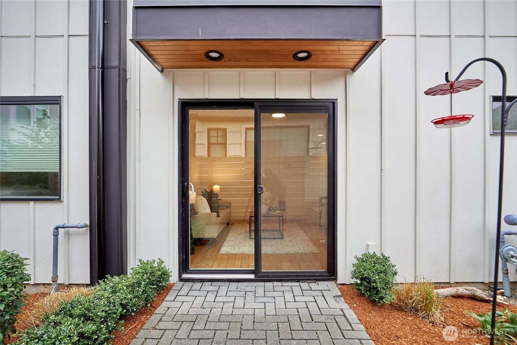 8333 13th Avenue NW #B, Seattle, WA 98117