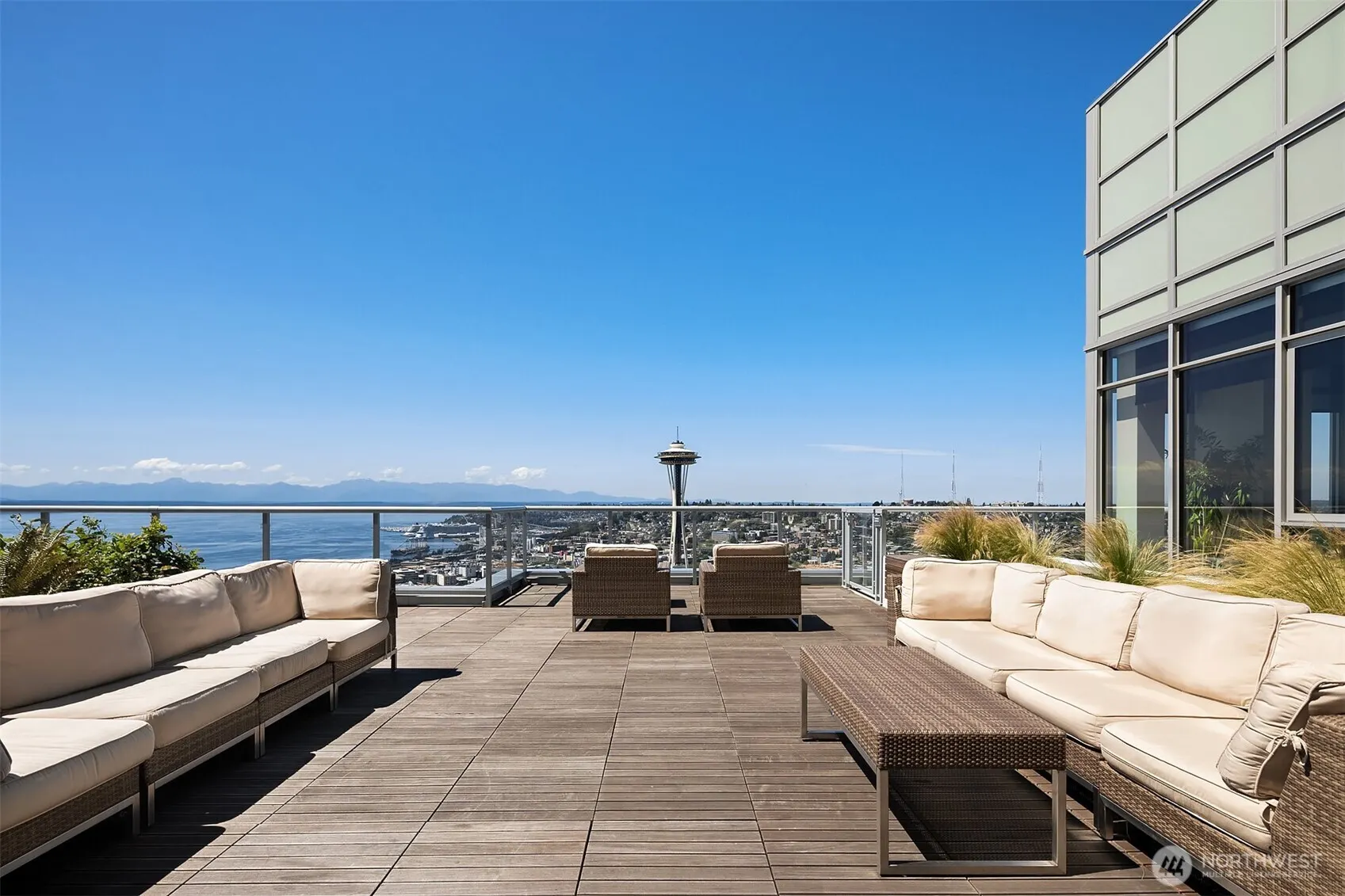583 Battery Street #602N, Seattle, WA 98121