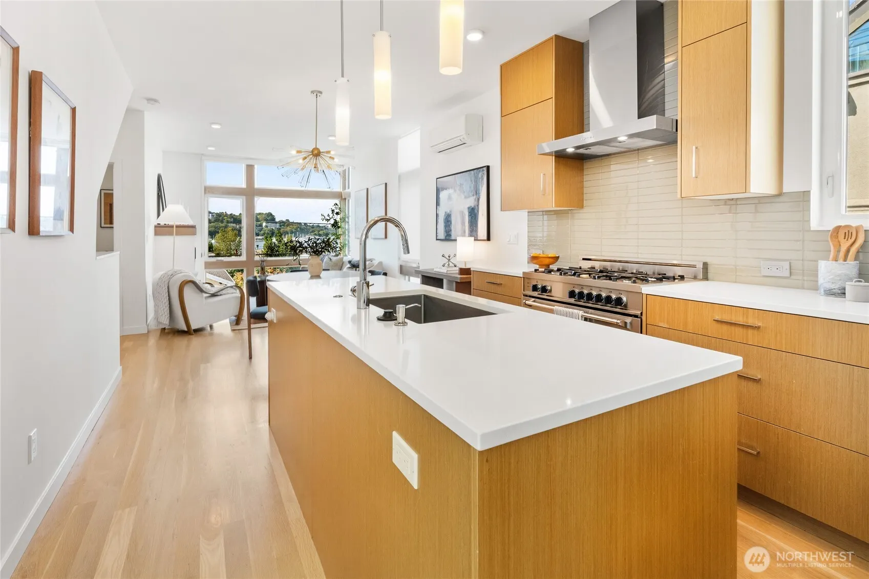 2357 A Yale Avenue E, Seattle, WA 98102