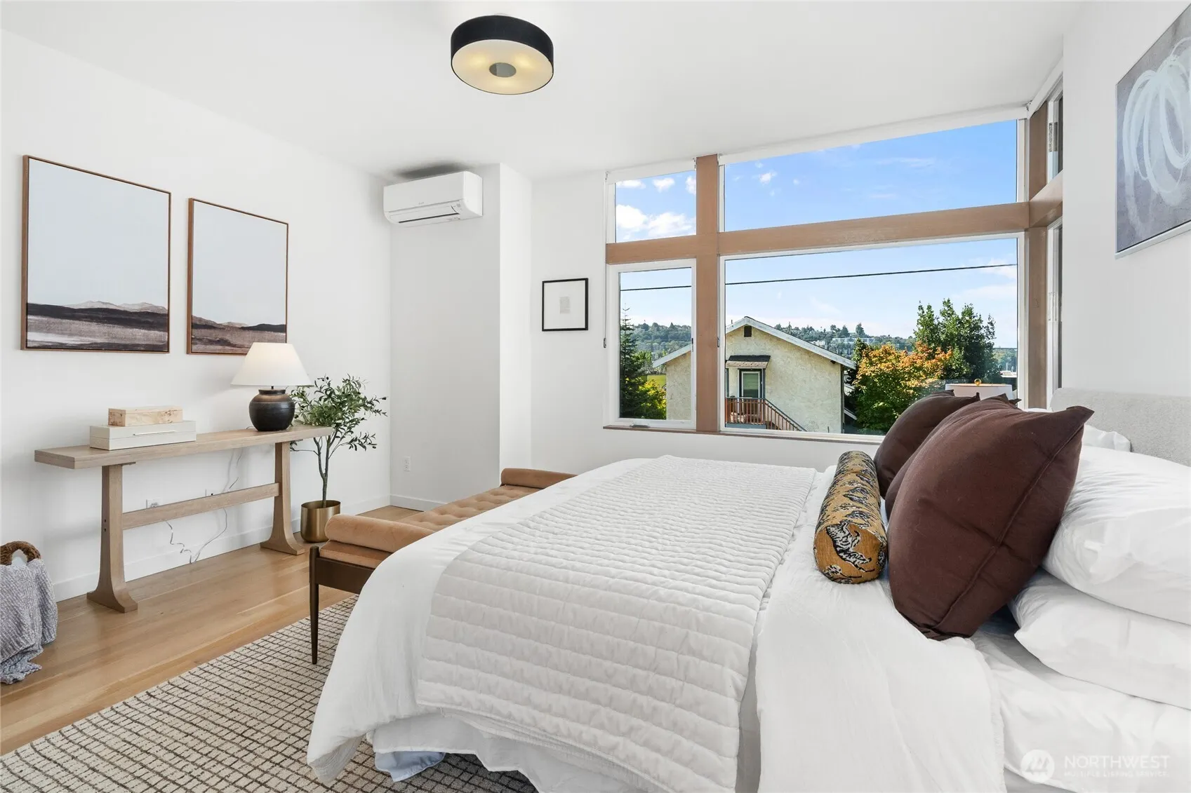 2357 A Yale Avenue E, Seattle, WA 98102