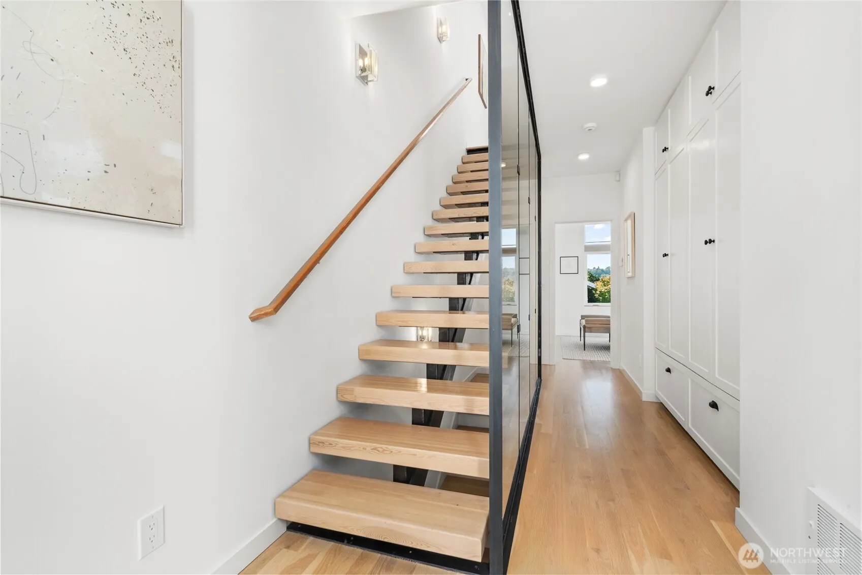 2357 A Yale Avenue E, Seattle, WA 98102