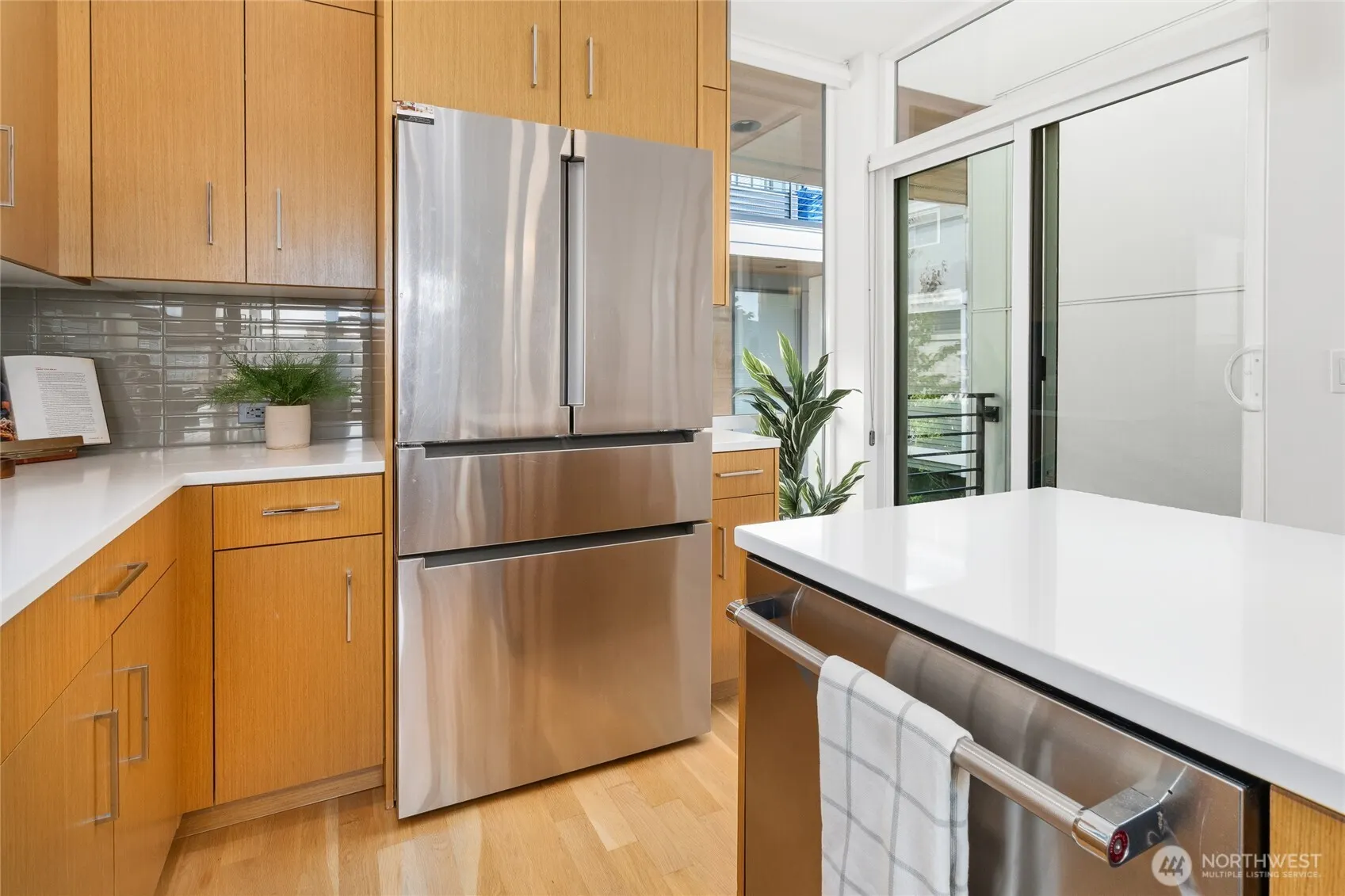 2357 A Yale Avenue E, Seattle, WA 98102