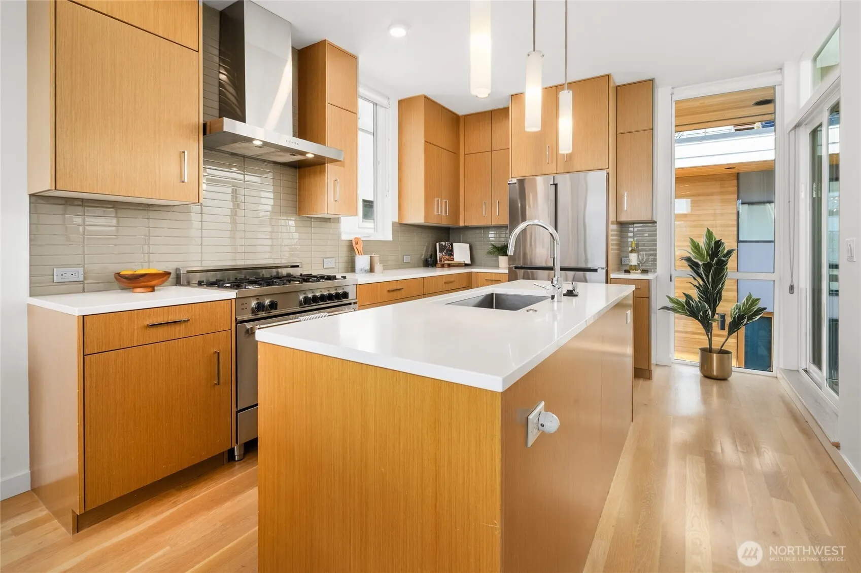 2357 A Yale Avenue E, Seattle, WA 98102