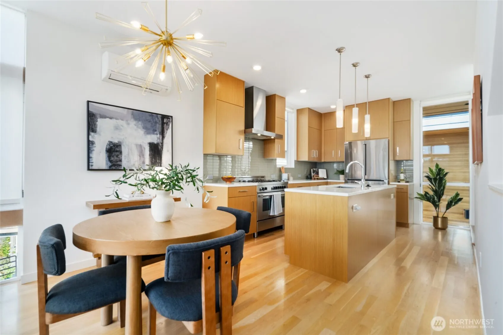 2357 A Yale Avenue E, Seattle, WA 98102