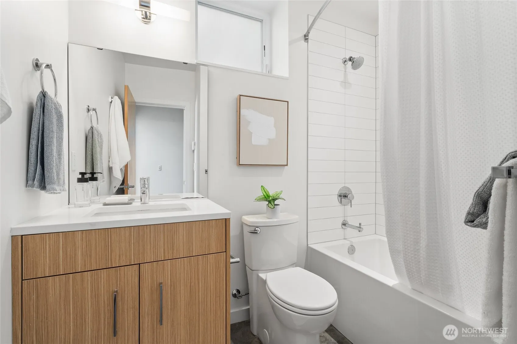 2357 A Yale Avenue E, Seattle, WA 98102