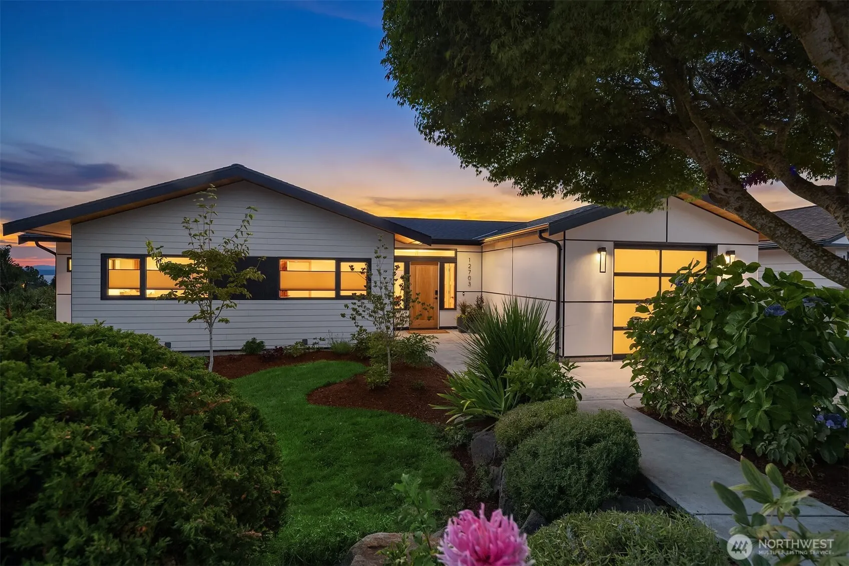 12703 9th Avenue NW, Seattle, WA 98177